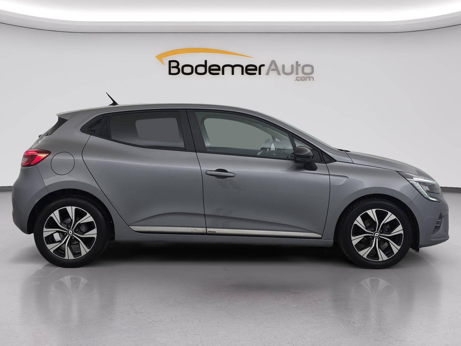 Vente en ligne Renault Clio 5 Clio TCe 100 GPL au prix de 14 490 €