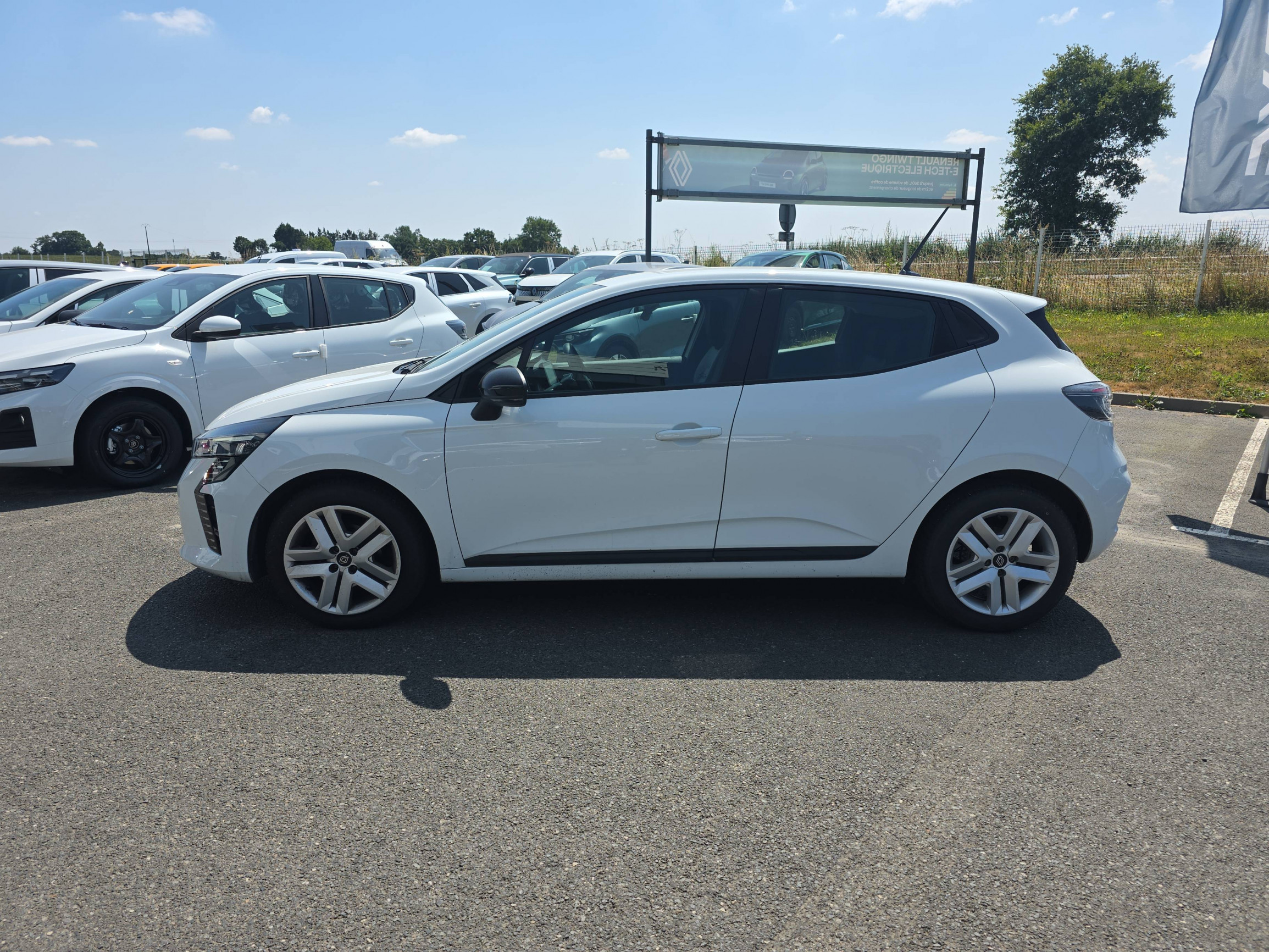 Vente en ligne Renault Clio 5 Clio TCe 90 ch GSR2 au prix de 15 990 €
