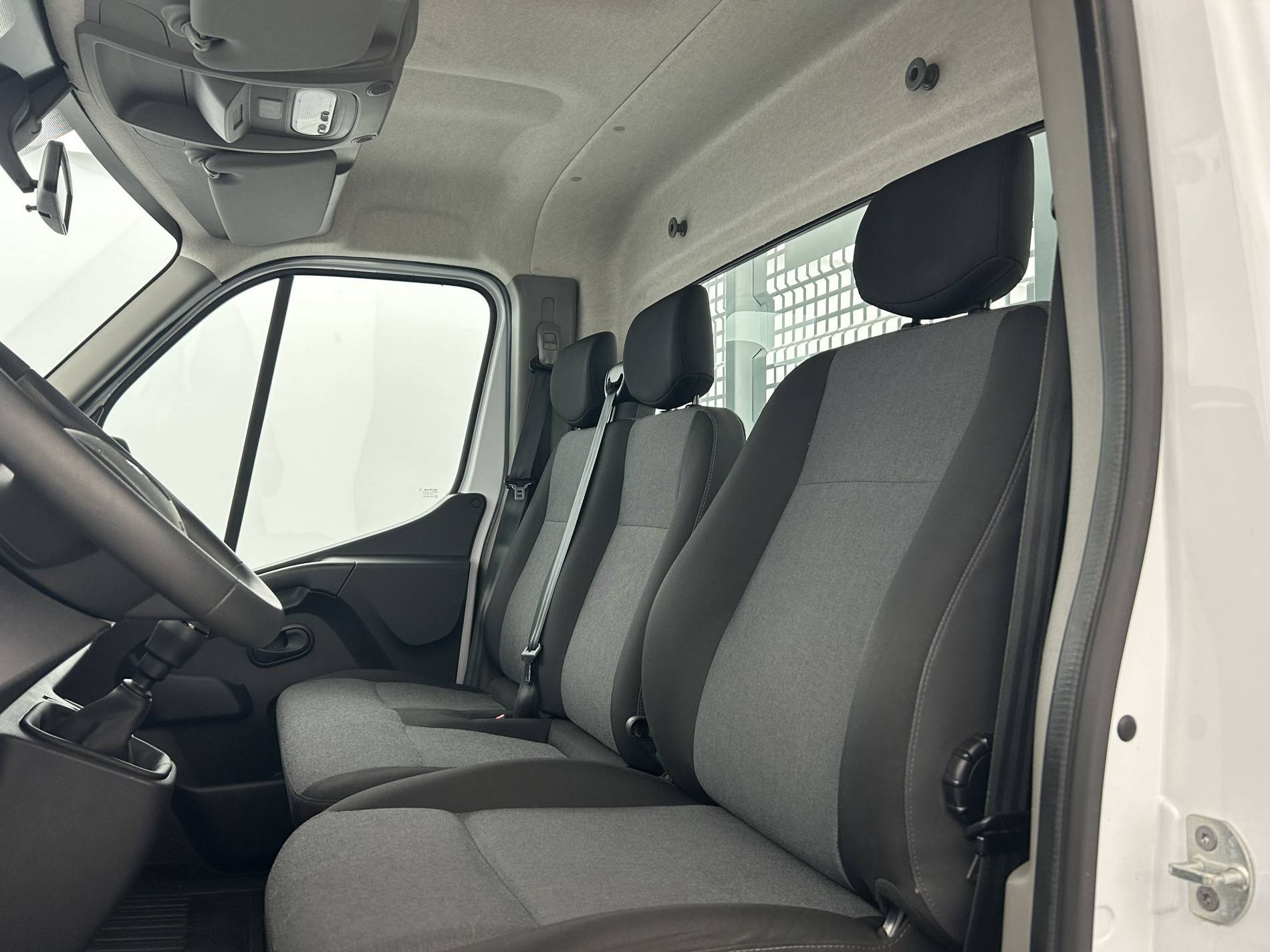 Vente en ligne Renault Master 3 Châssis Cabine MASTER CC PROP RJ3500 L2 PAFC BLUE DCI 130 EURO VI au prix de 32 990 €