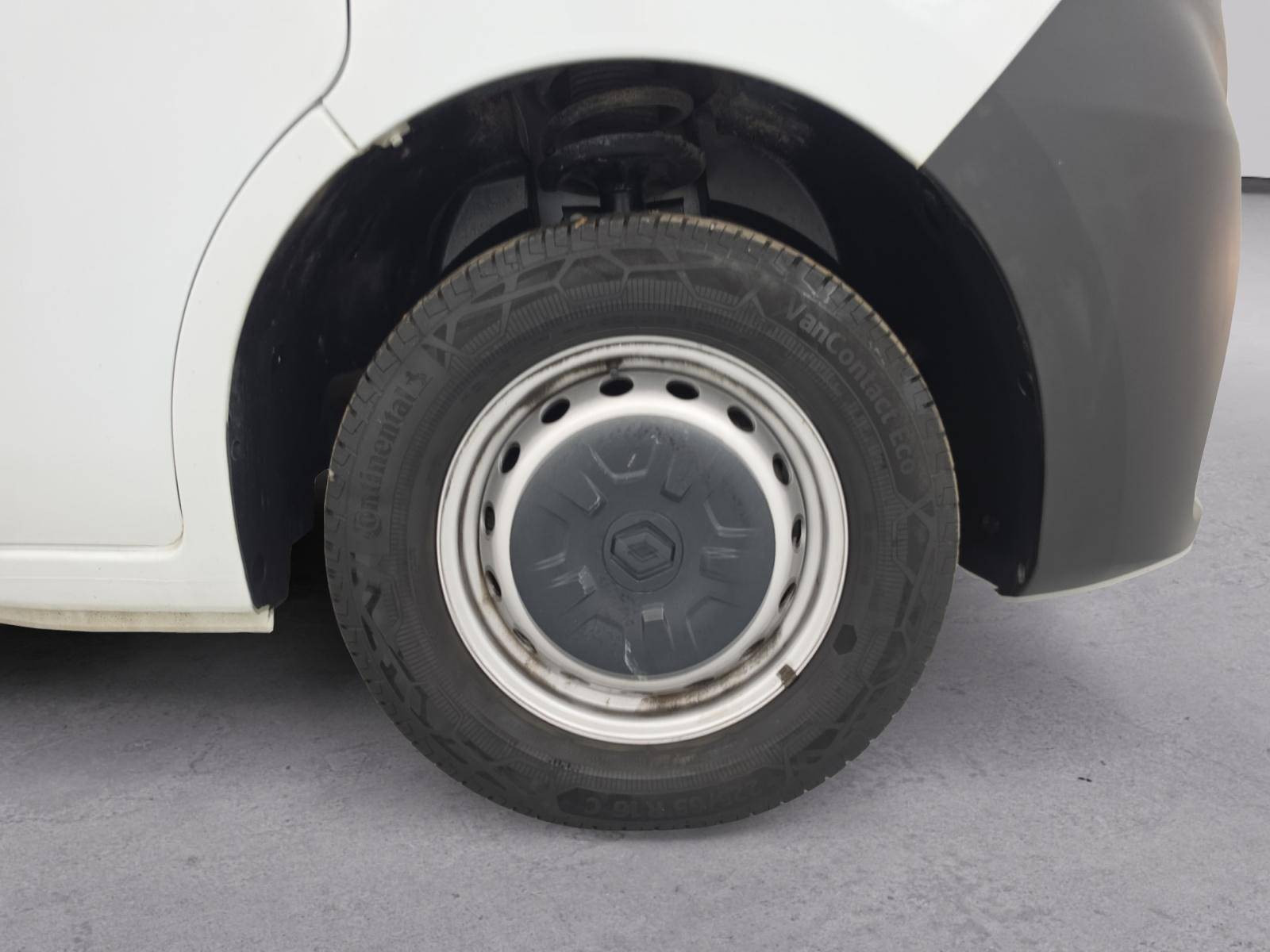 Vente en ligne Renault Master Fourgon MASTER FGN TRAC F3500 L3H3 BLUE DCI 135 au prix de 26 490 €