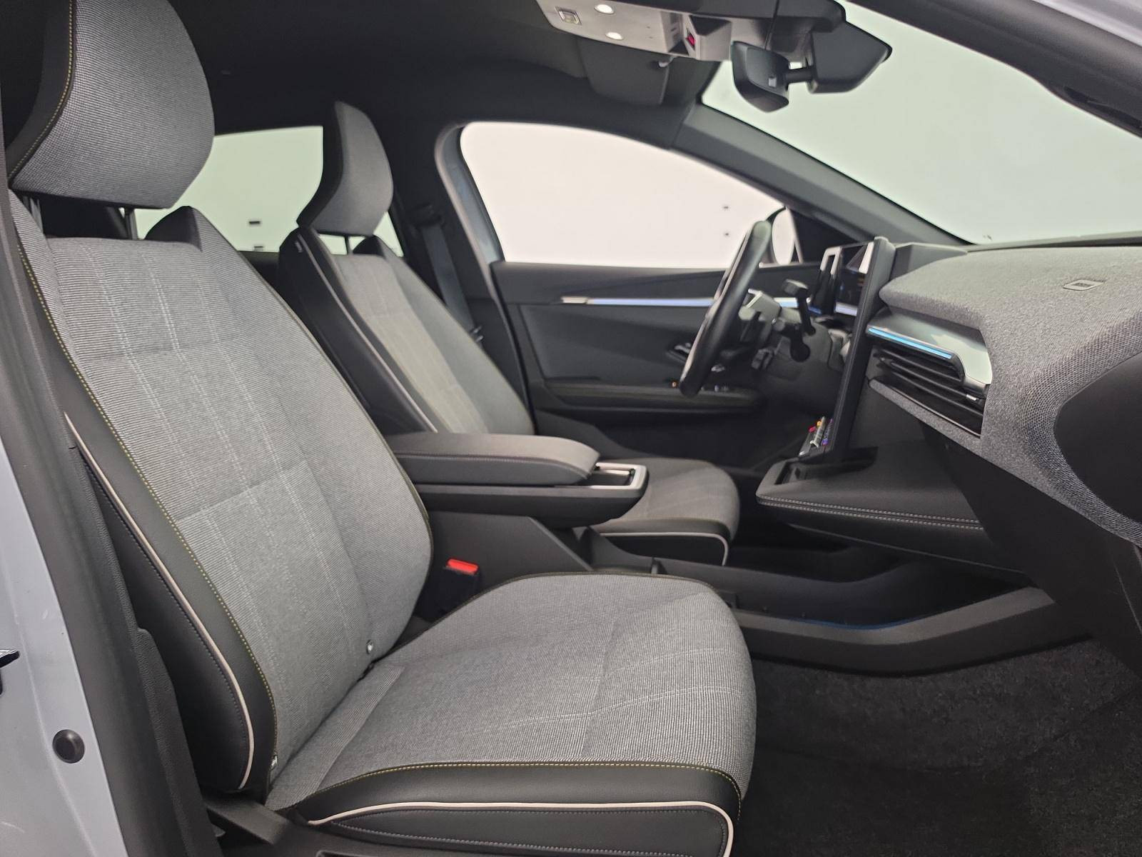 Vente en ligne Renault Megane E-Tech  EV60 220 ch super charge au prix de 28 900 €