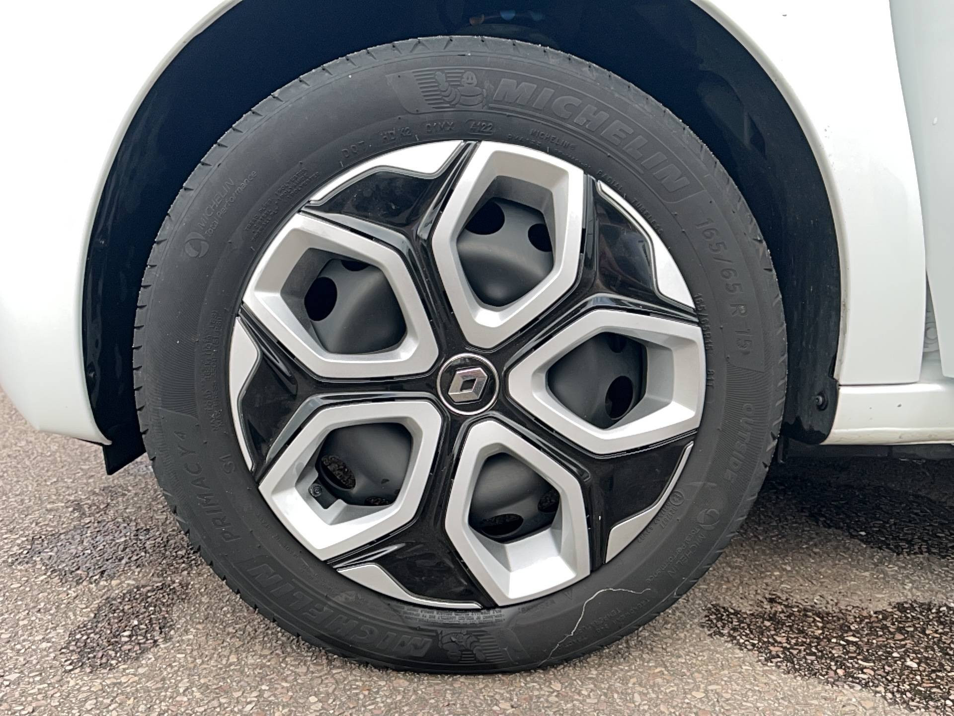 Vente en ligne Renault Twingo 3  SCe 65 au prix de 12 491 €