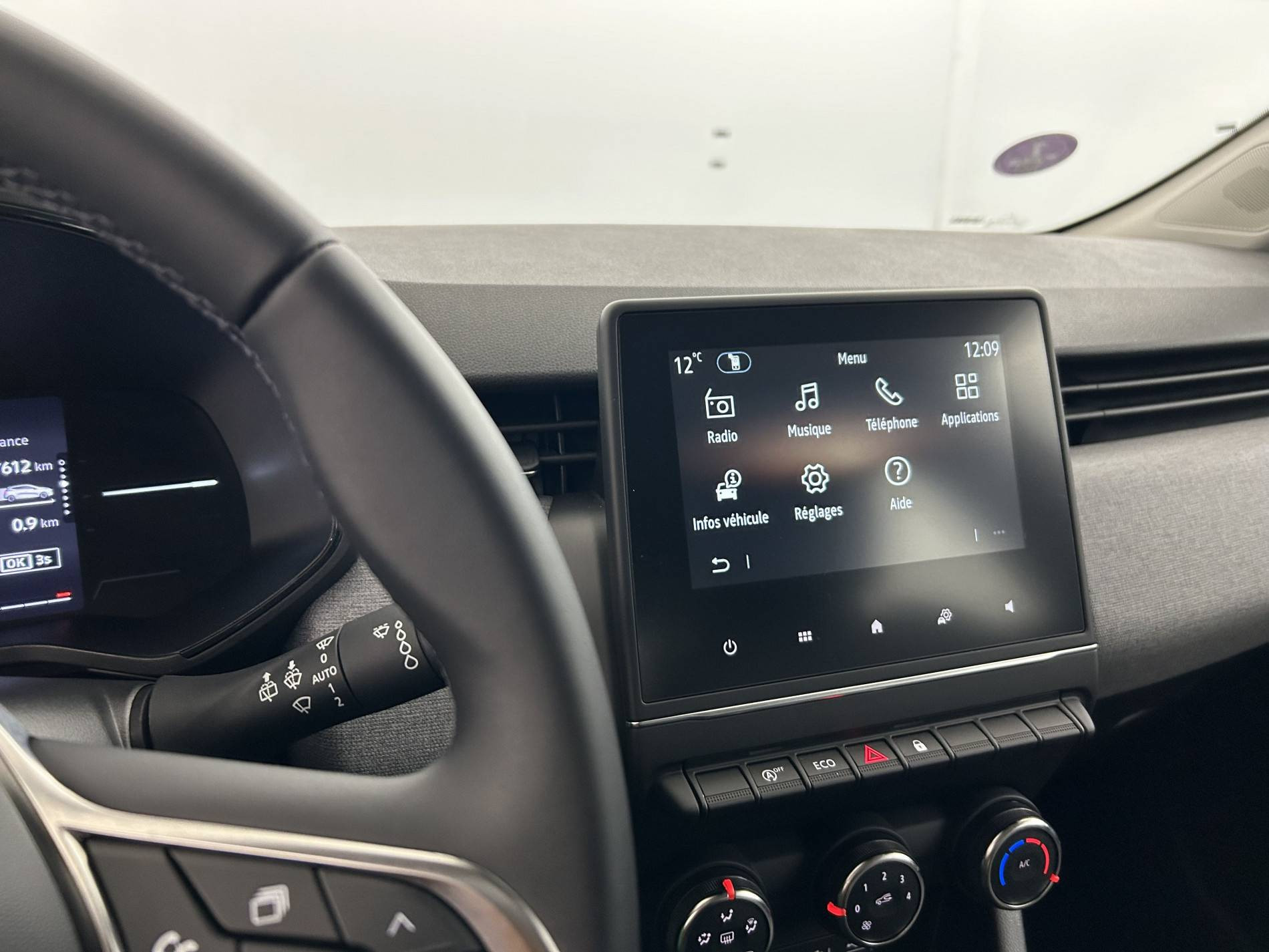 Vente en ligne Renault Clio 5 Clio Eco-G 100 ch GSR2 au prix de 16 290 €