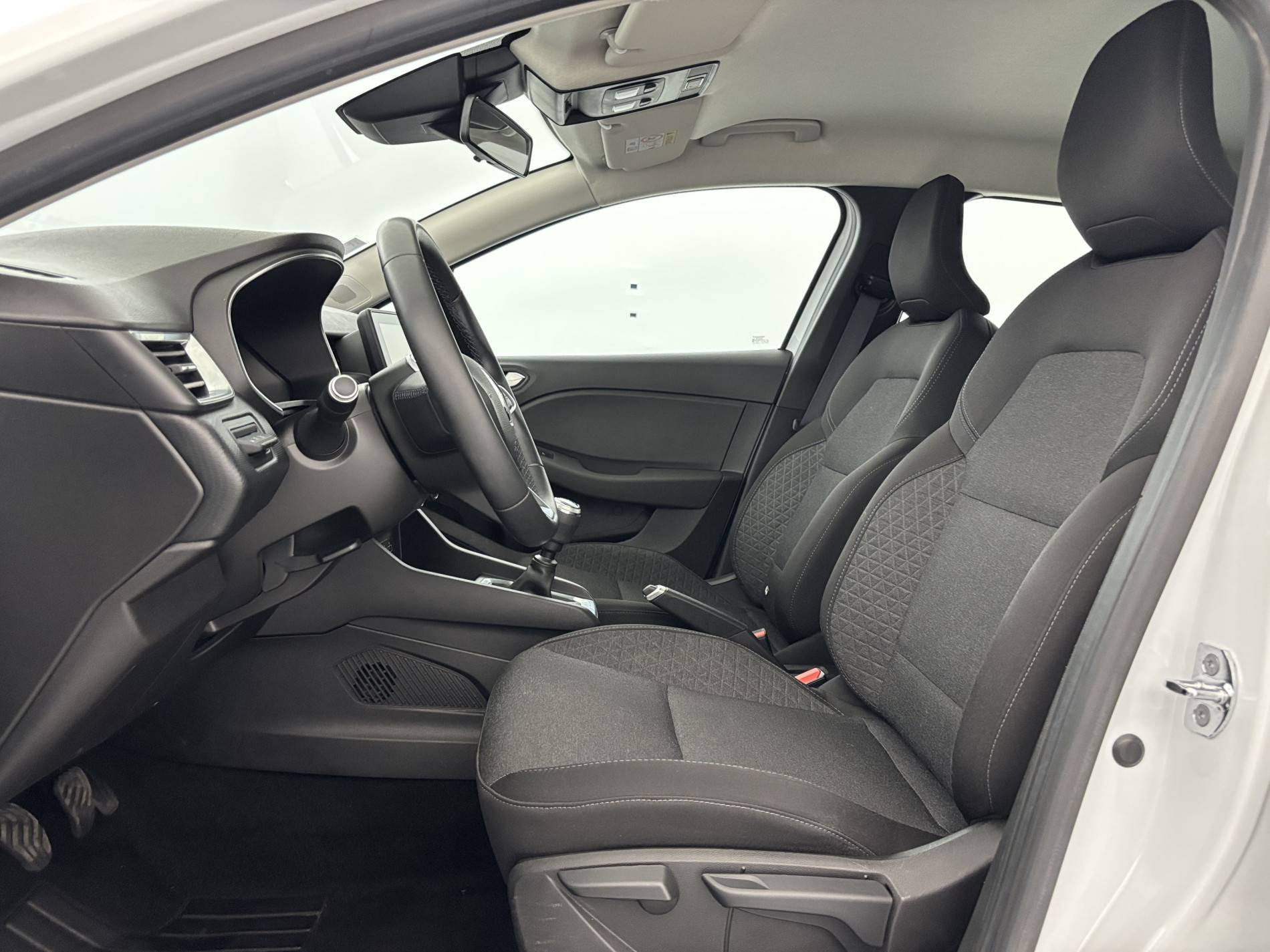 Vente en ligne Renault Clio 5 Clio TCe 90 - 21 au prix de 13 990 €