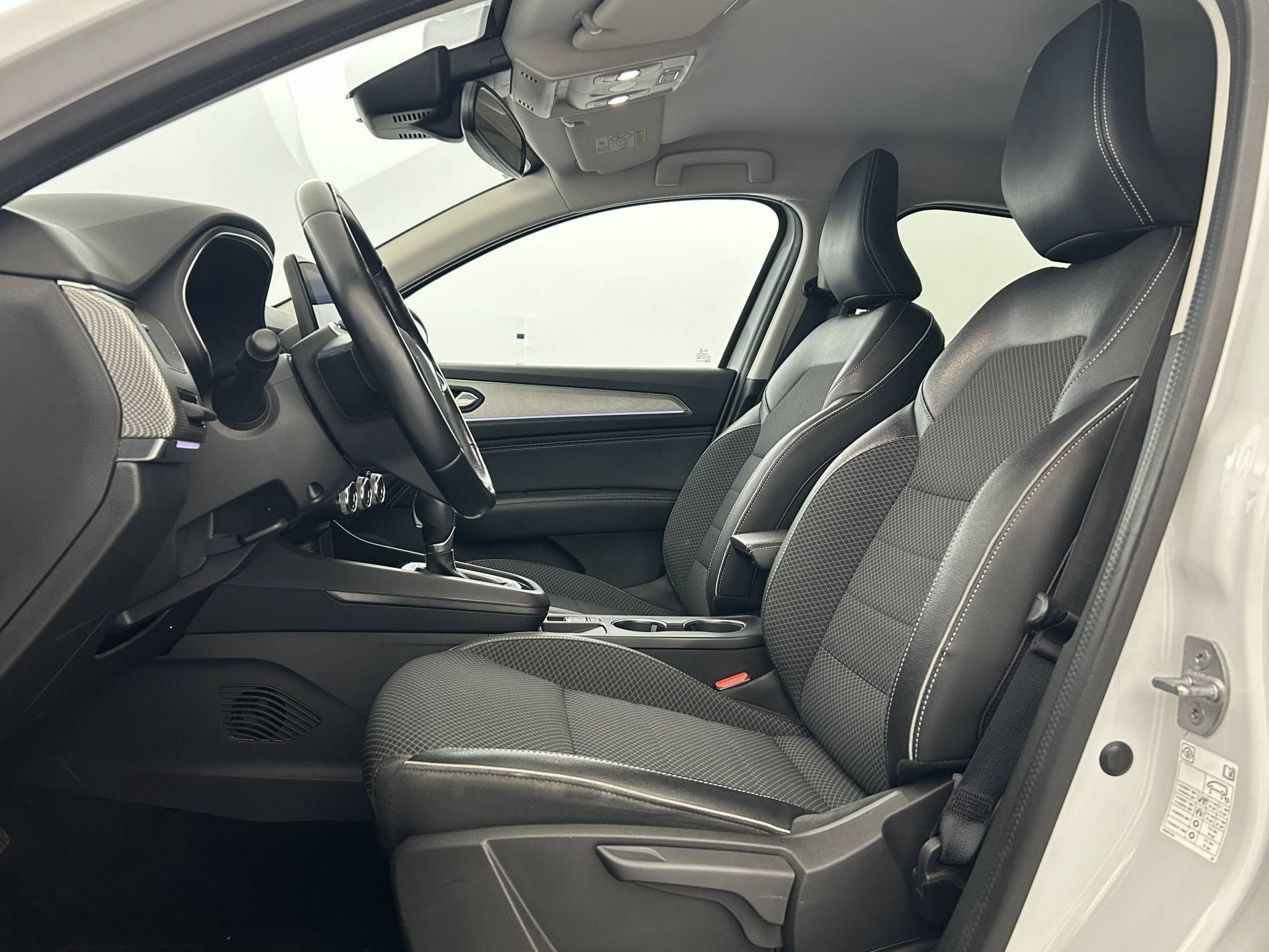 Vente en ligne Renault Arkana  E-Tech 145 - 21B au prix de 19 491 €