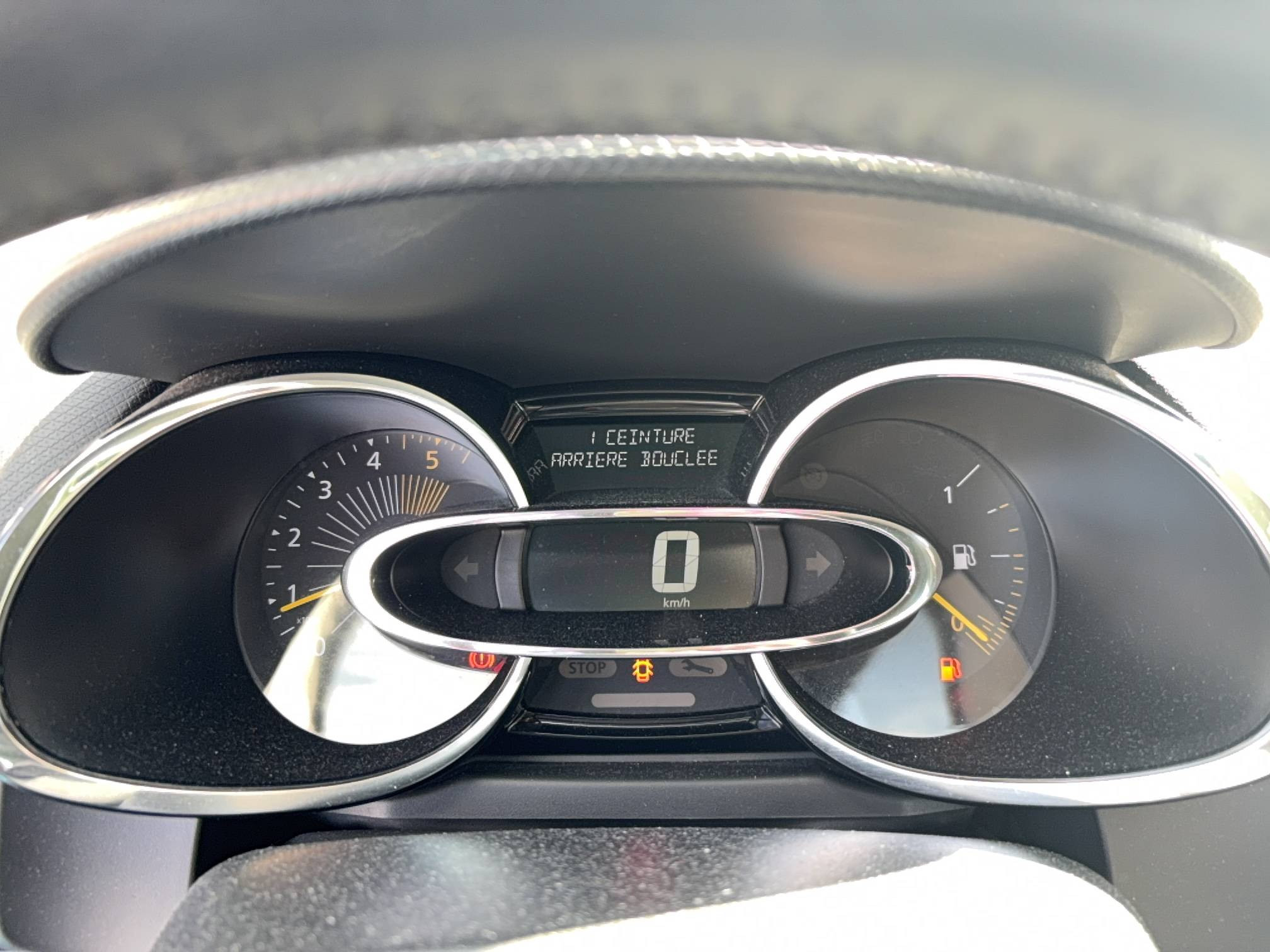 Vente en ligne Renault Clio 4  dCi 75 eco2 au prix de 9 590 €