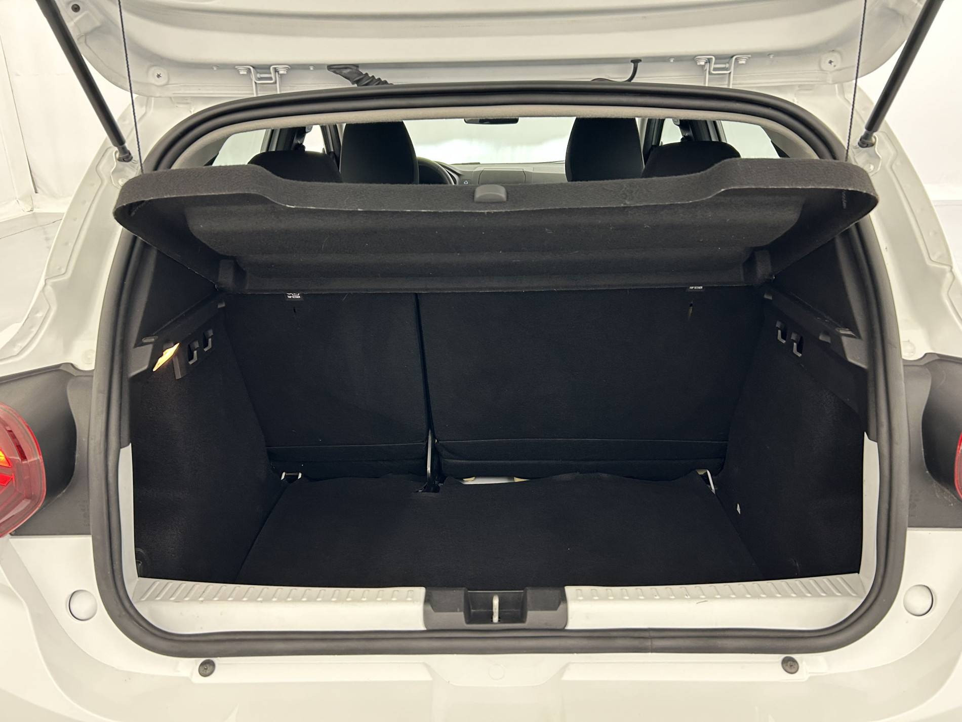 Vente en ligne Dacia Sandero  ECO-G 100 au prix de 12 990 €