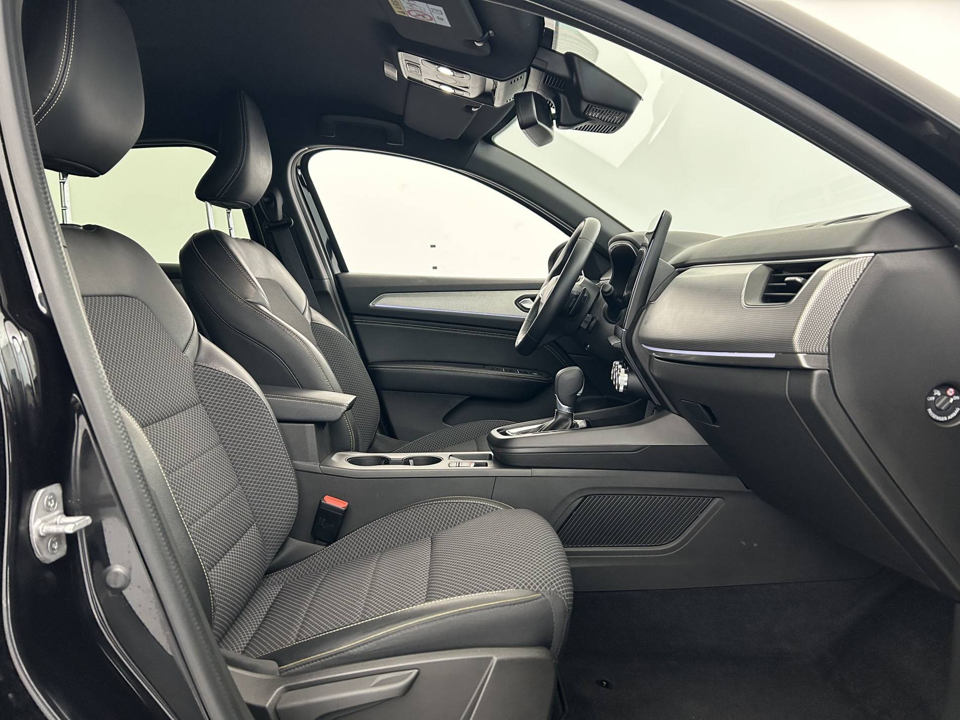 Vente en ligne Renault Arkana  mild hybrid 140 EDC GSR2 au prix de 18 990 €