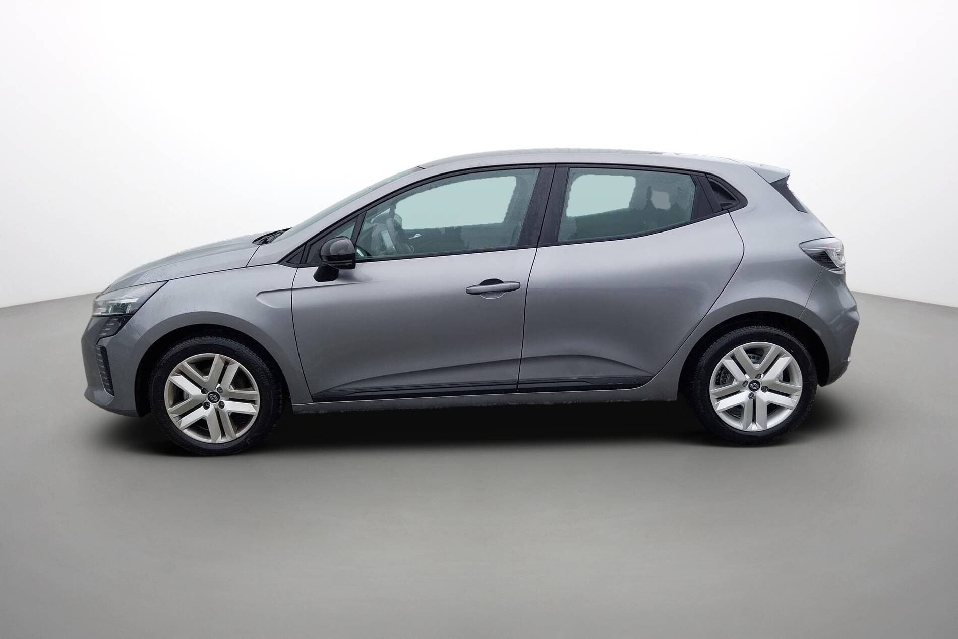Vente en ligne Renault Clio 5 Clio Blue dCi 100 ch GSR2 au prix de 17 690 €