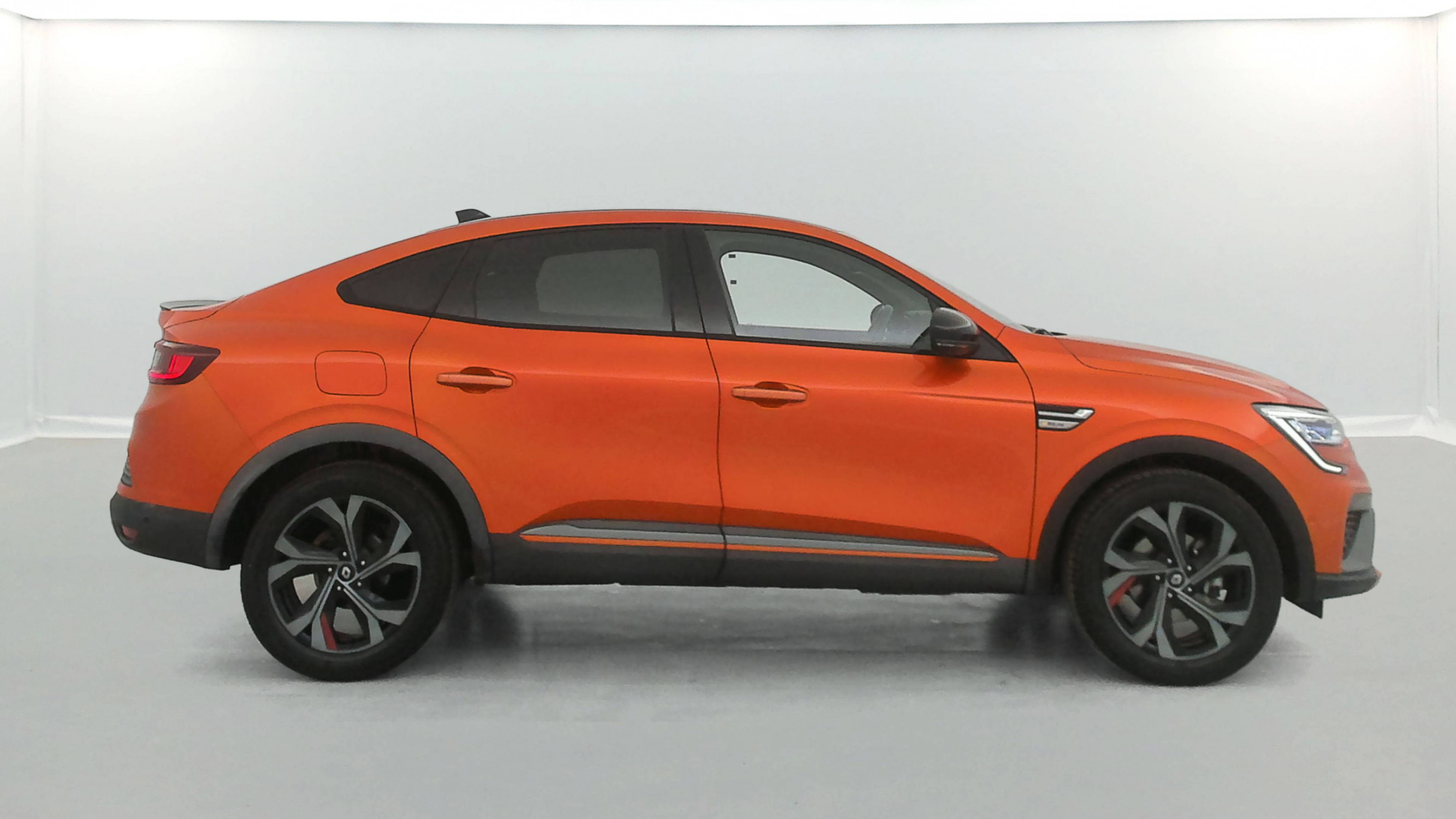 Vente en ligne Renault Arkana  E-Tech 145 - 21B au prix de 22 900 €