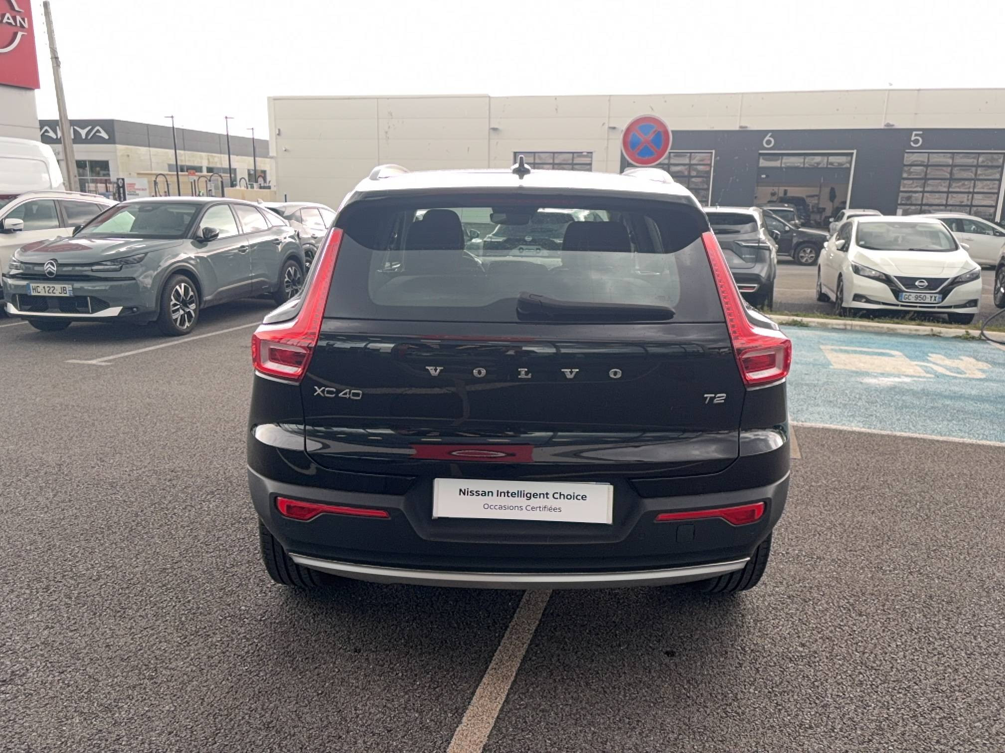 Vente en ligne Volvo XC40 XC40 T2 129 ch au prix de 21 490 €