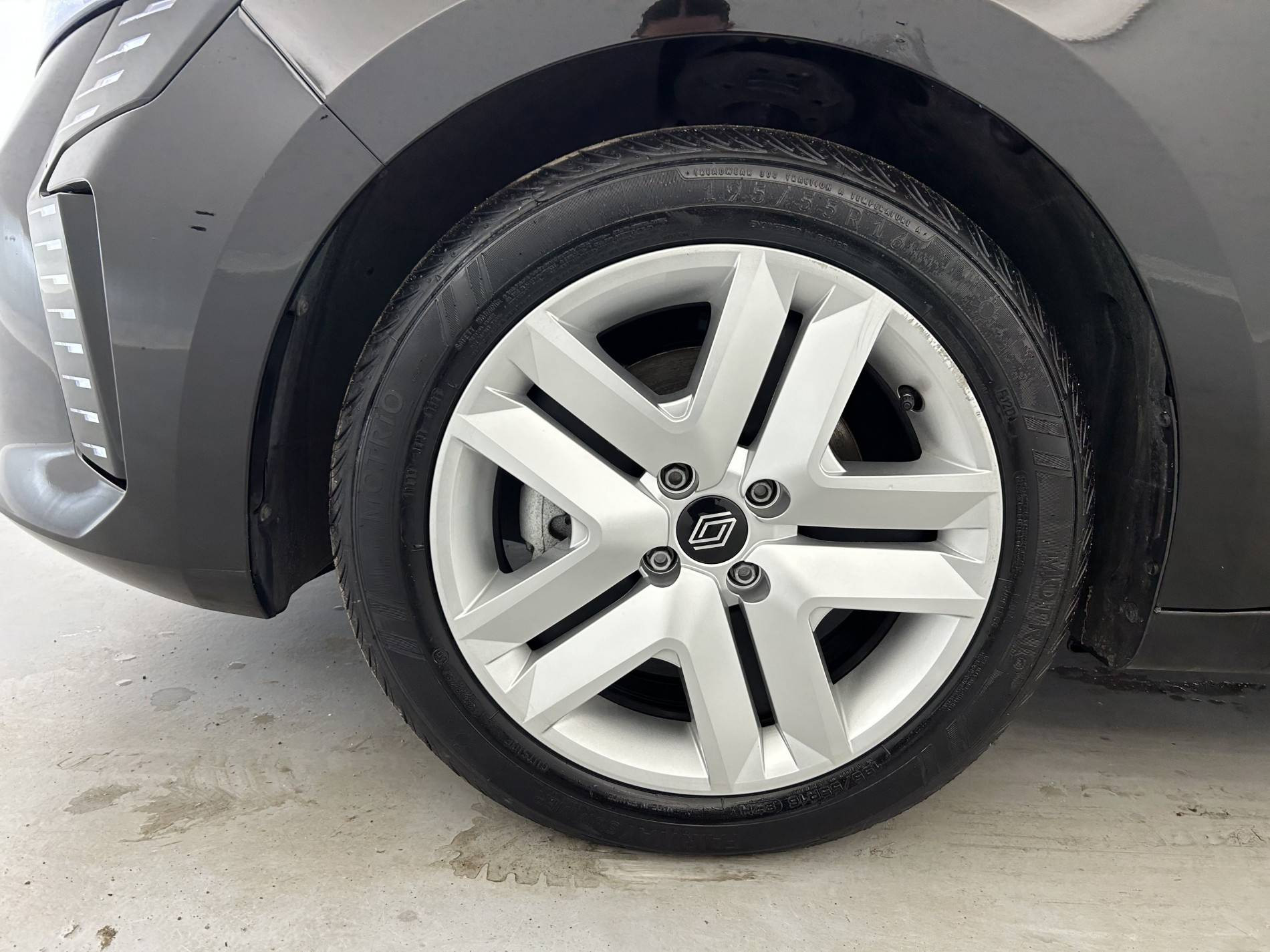 Vente en ligne Renault Clio 5 Clio E-Tech full hybrid 145 ch GSR2 au prix de 19 980 €