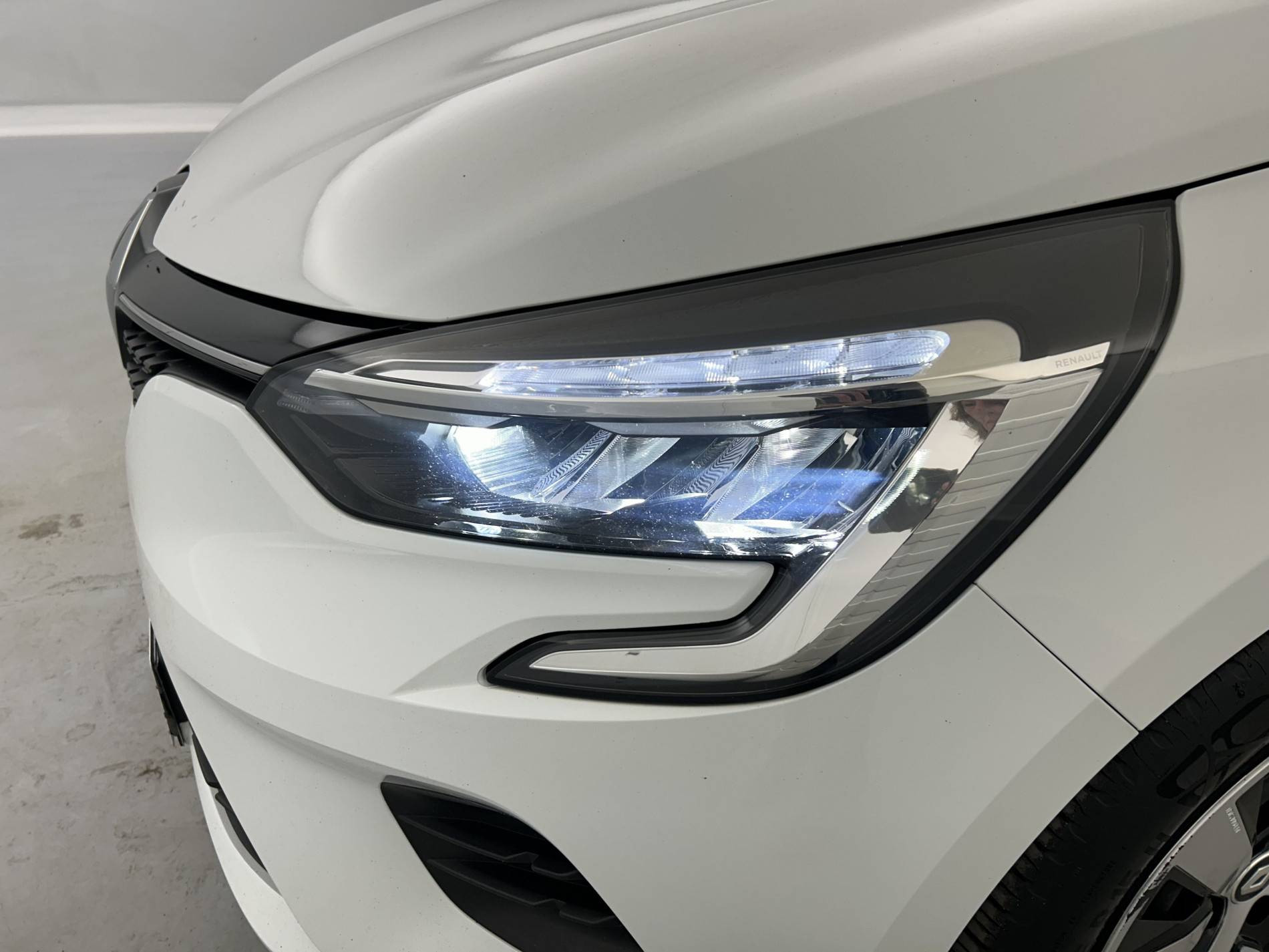 Vente en ligne Renault Clio 5 Clio TCe 90 au prix de 14 890 €