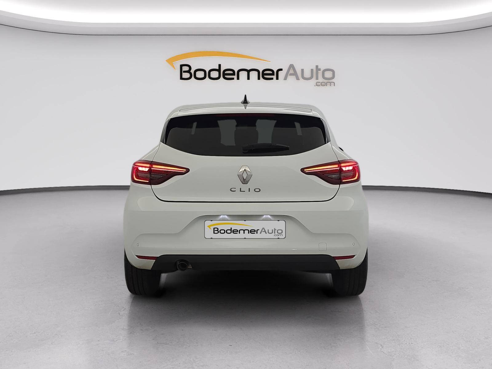 Vente en ligne Renault Clio 5 Clio TCe 90 au prix de 14 790 €