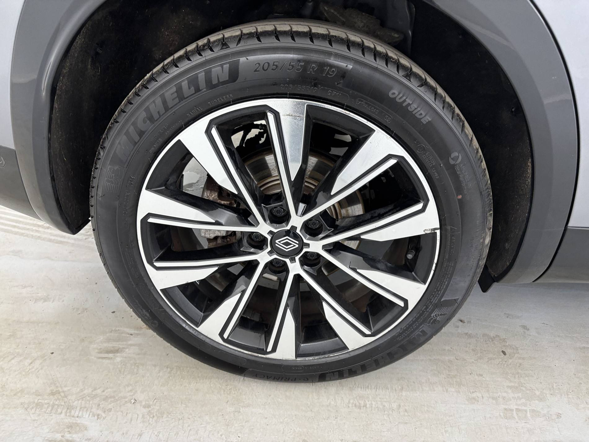 Vente en ligne Renault Austral  E-Tech hybrid 200 au prix de 27 490 €