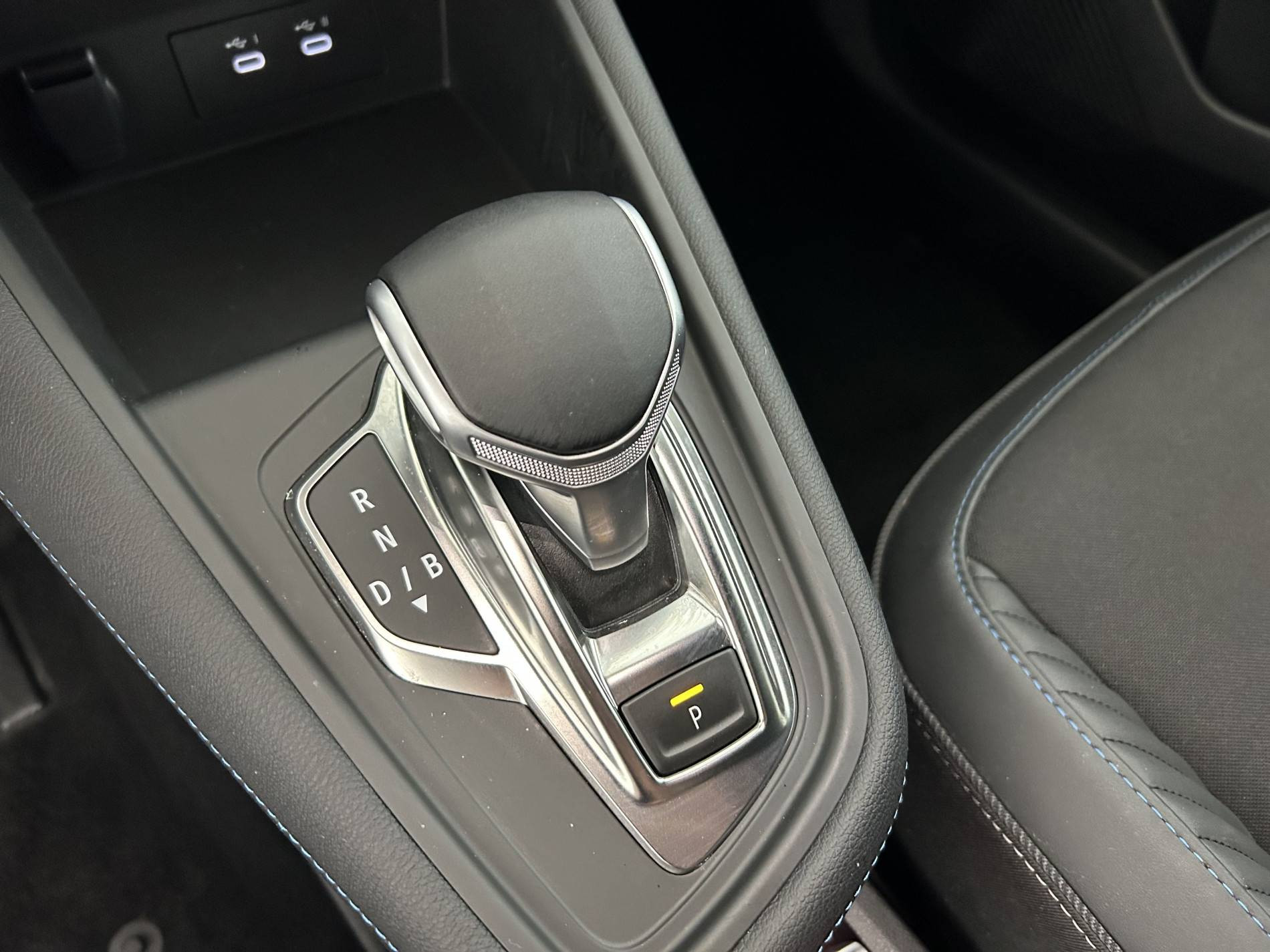 Vente en ligne Renault Symbioz  E-Tech full hybrid 145 au prix de 29 990 €