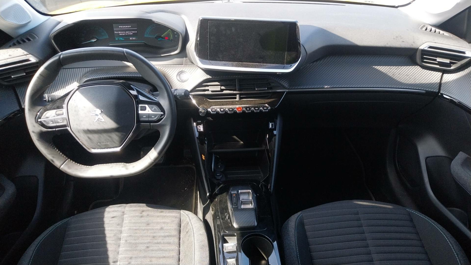 Vente en ligne Peugeot E-208  50 kWh 136ch au prix de 12 970 €