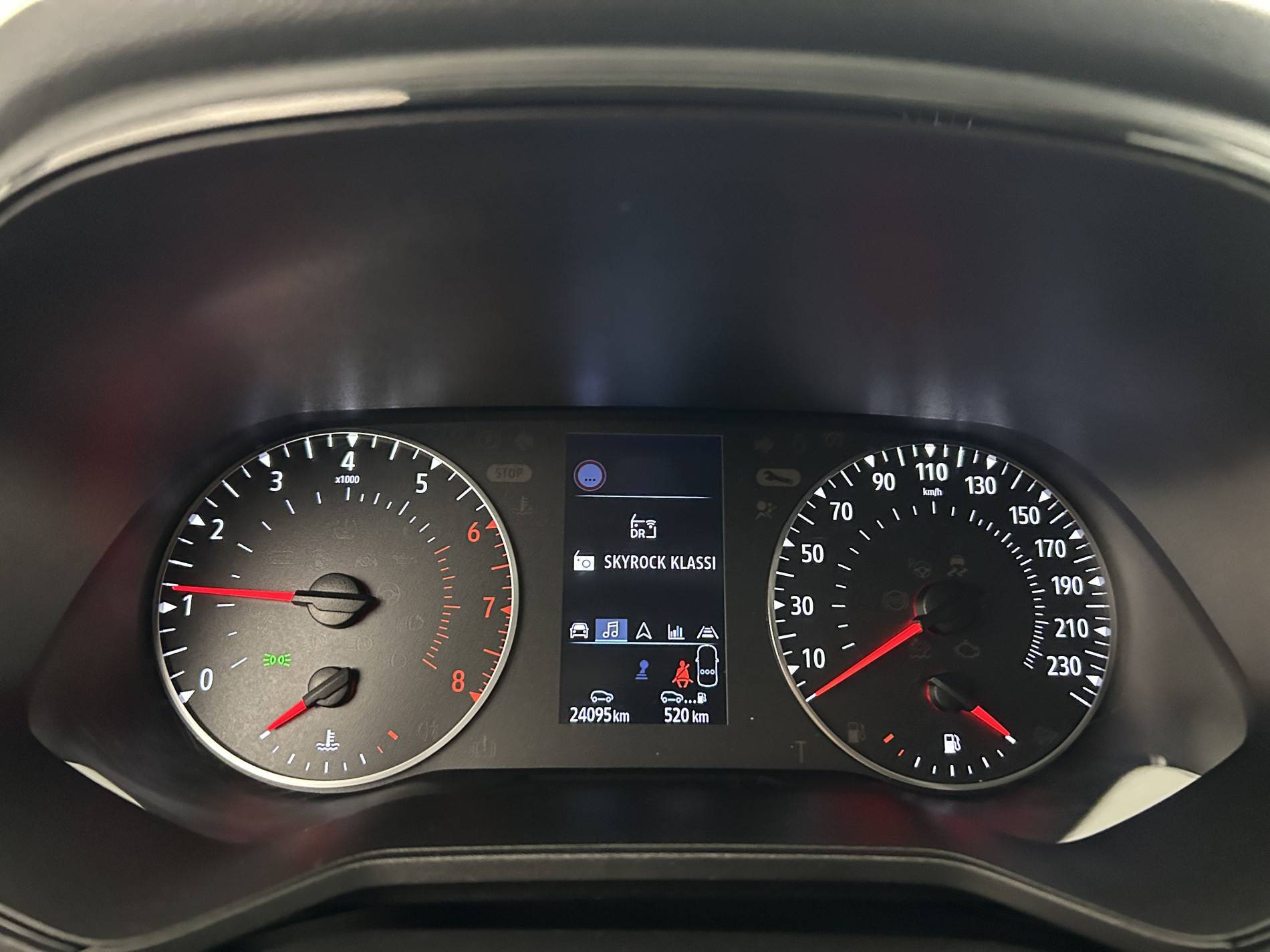 Vente en ligne Renault Clio 5 Clio TCe 90 au prix de 14 690 €