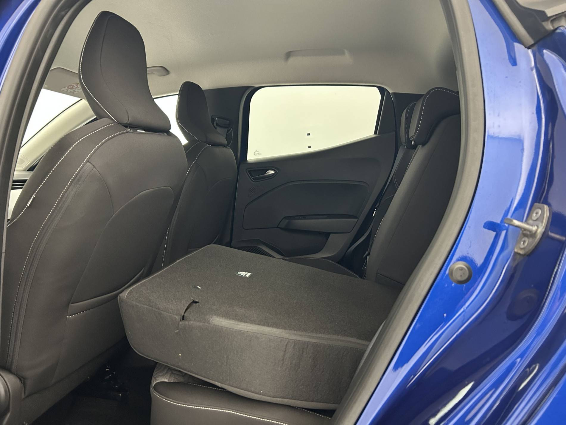 Vente en ligne Renault Clio 5 Clio TCe 100 GPL au prix de 14 990 €