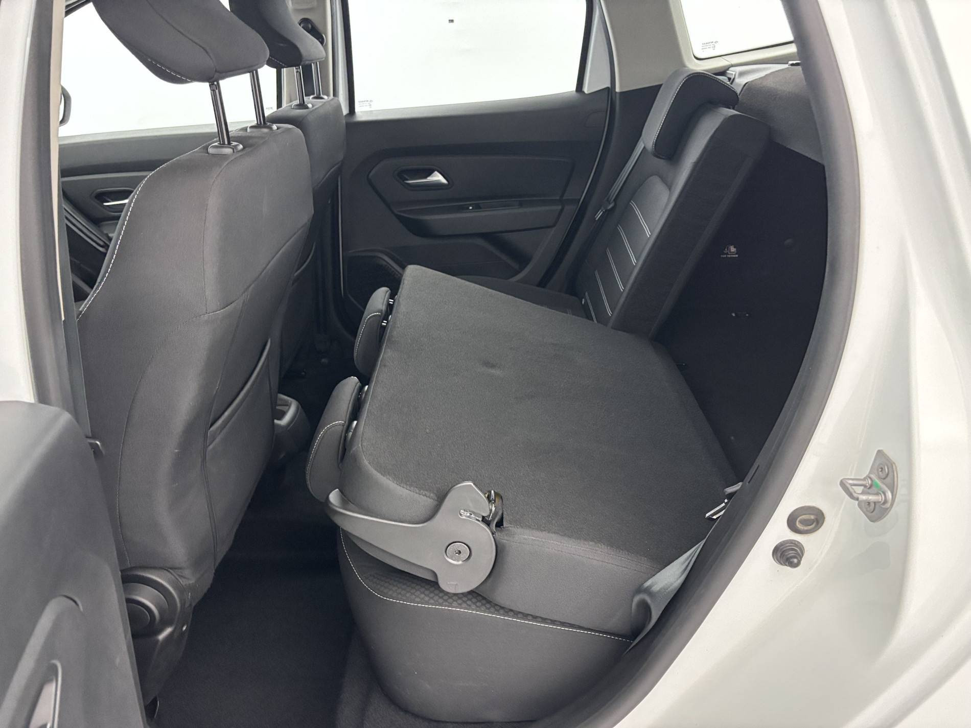 Vente en ligne Dacia Duster  TCe 150 FAP 4x2 EDC au prix de 17 390 €