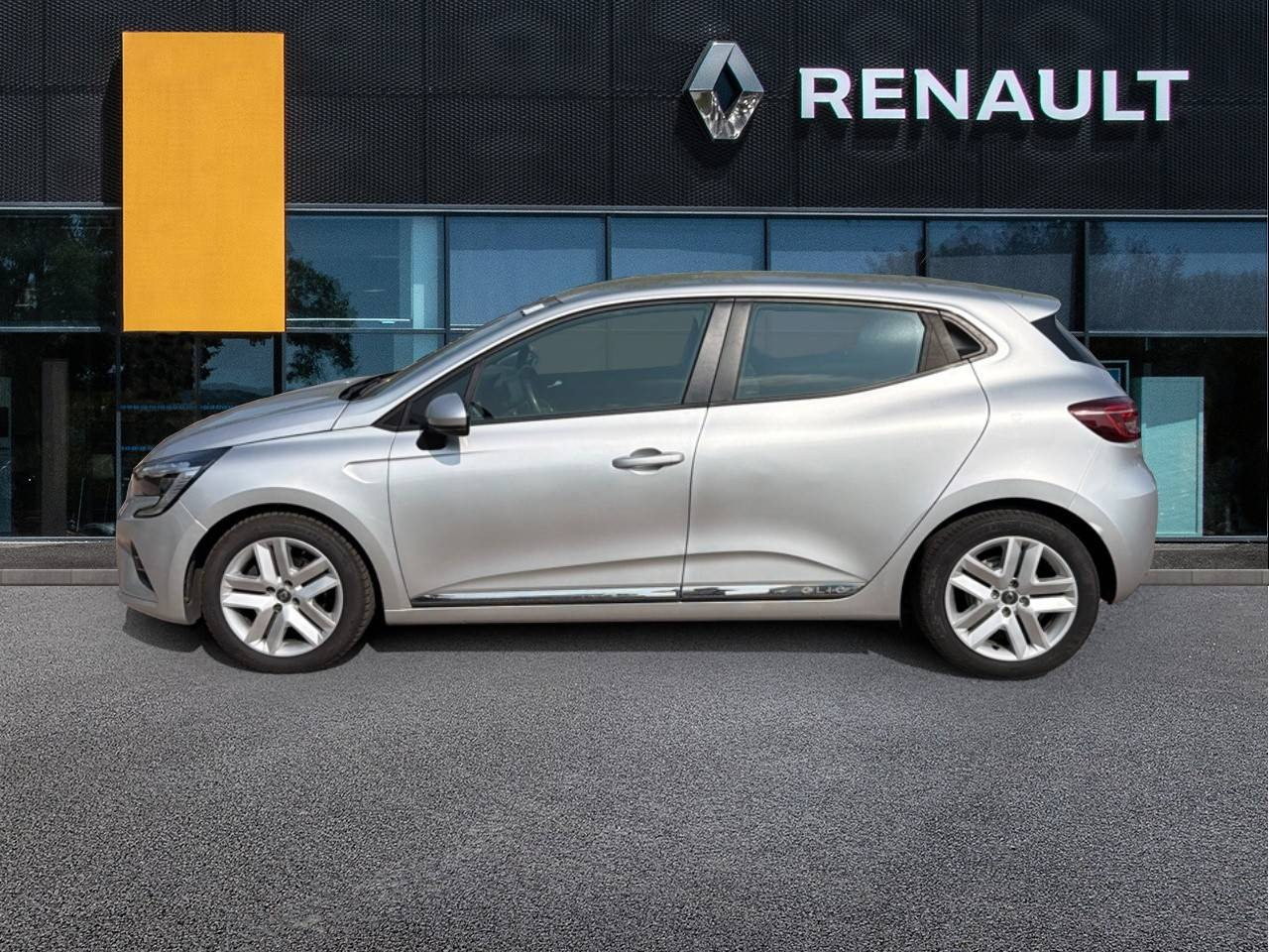 Vente en ligne Renault Clio 5 Clio E-Tech 140 - 21N au prix de 13 990 €