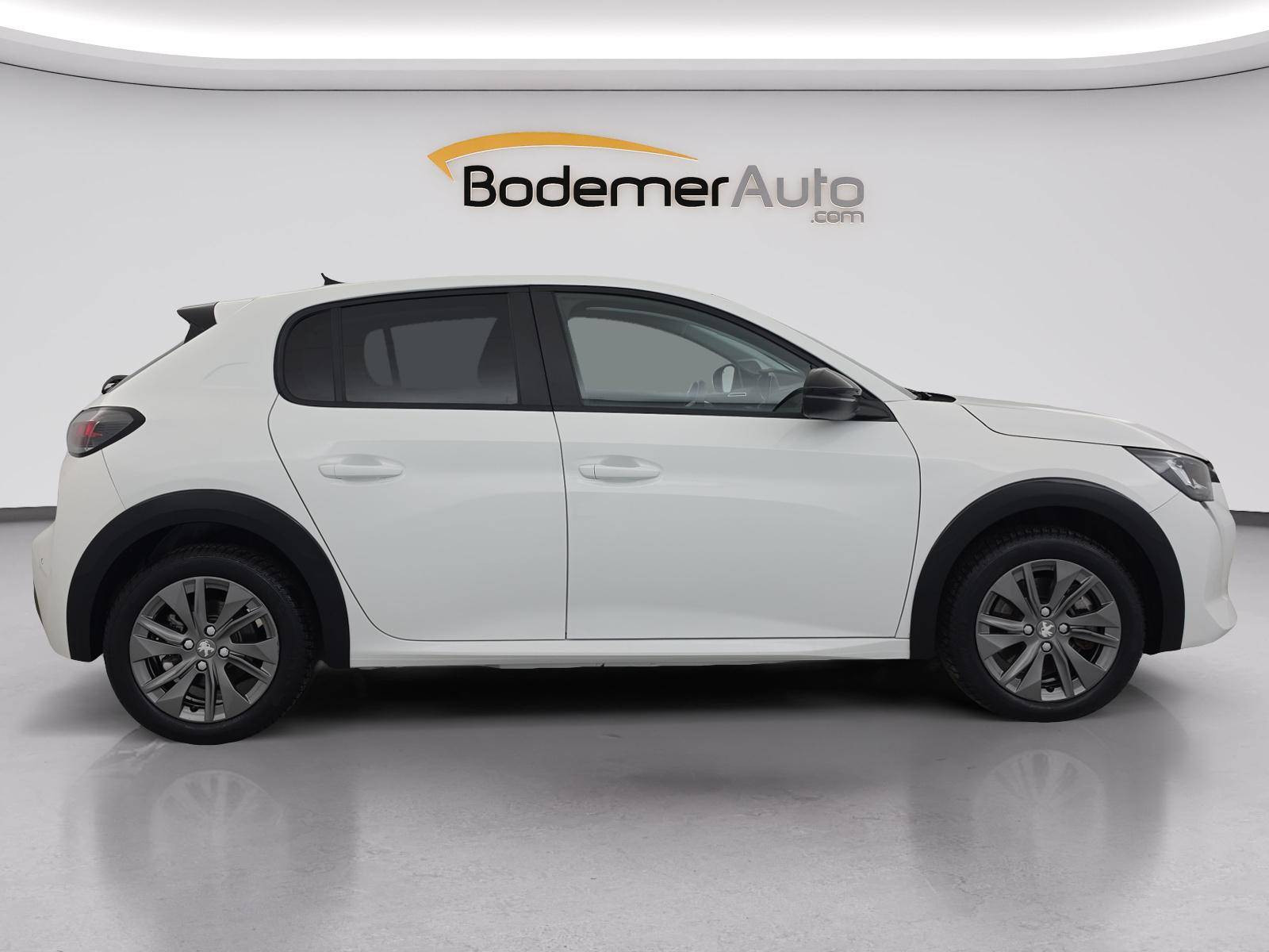 Vente en ligne Peugeot E-208  50 kWh 136ch au prix de 17 890 €
