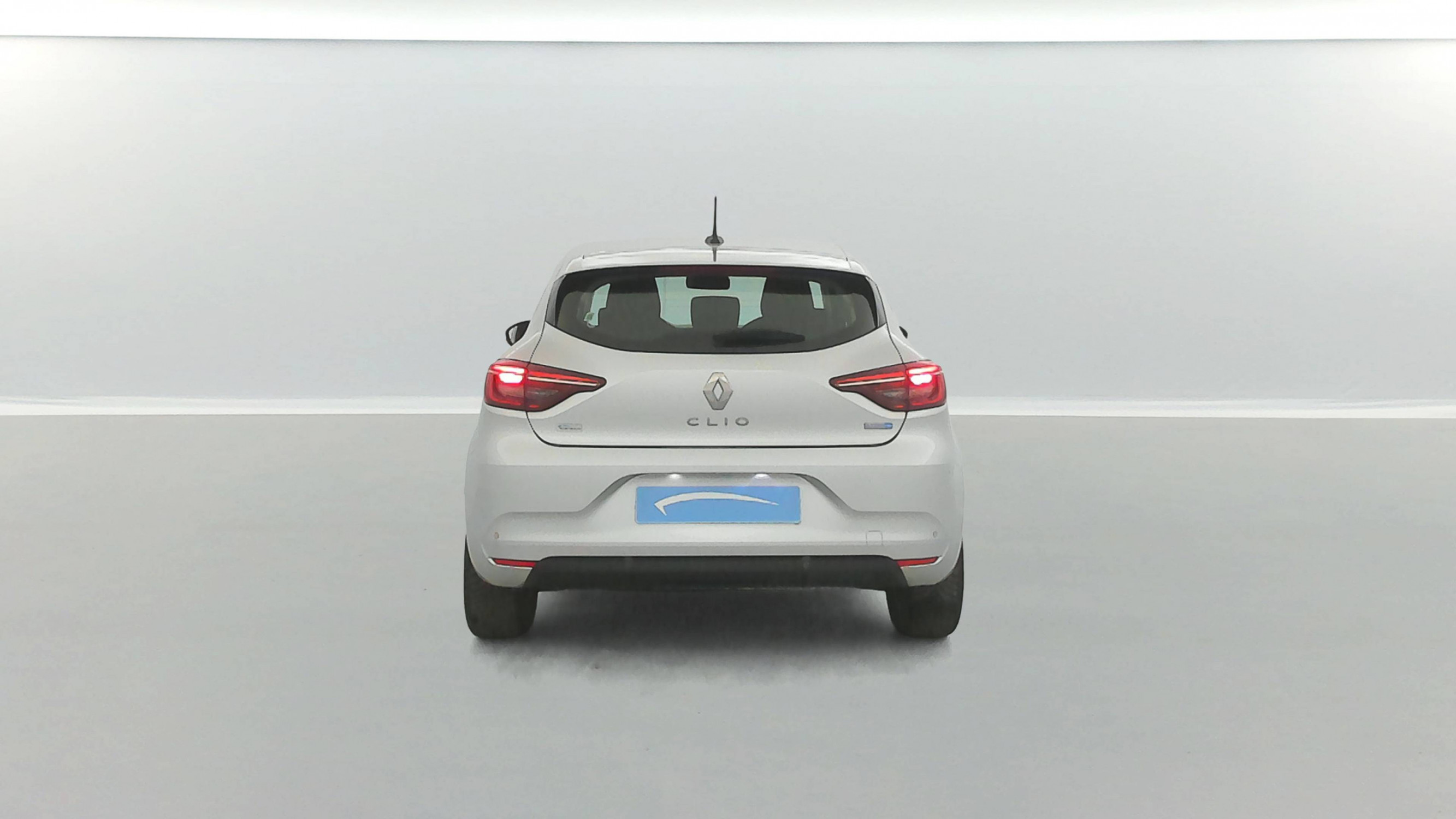 Vente en ligne Renault Clio 5 Clio E-Tech 140 - 21N au prix de 14 490 €