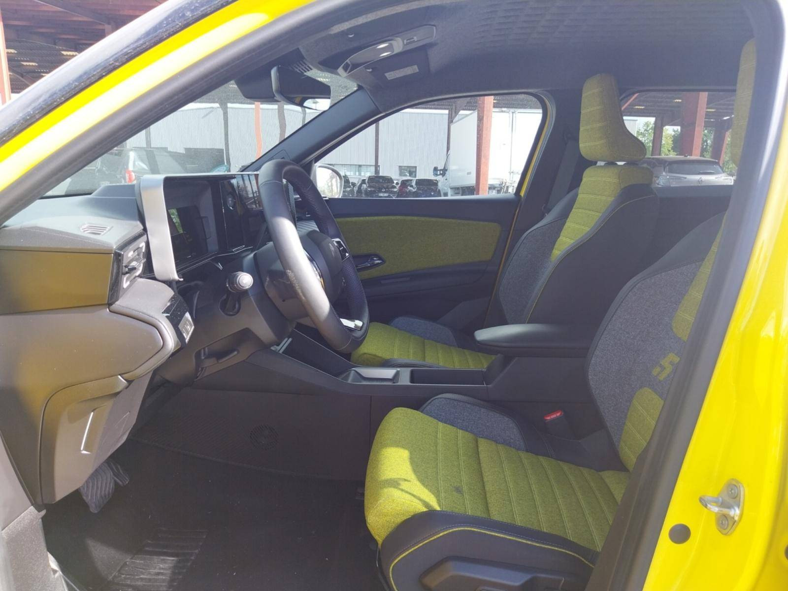 Vente en ligne Renault R5 E-Tech  150 ch autonomie confort au prix de 27 990 €