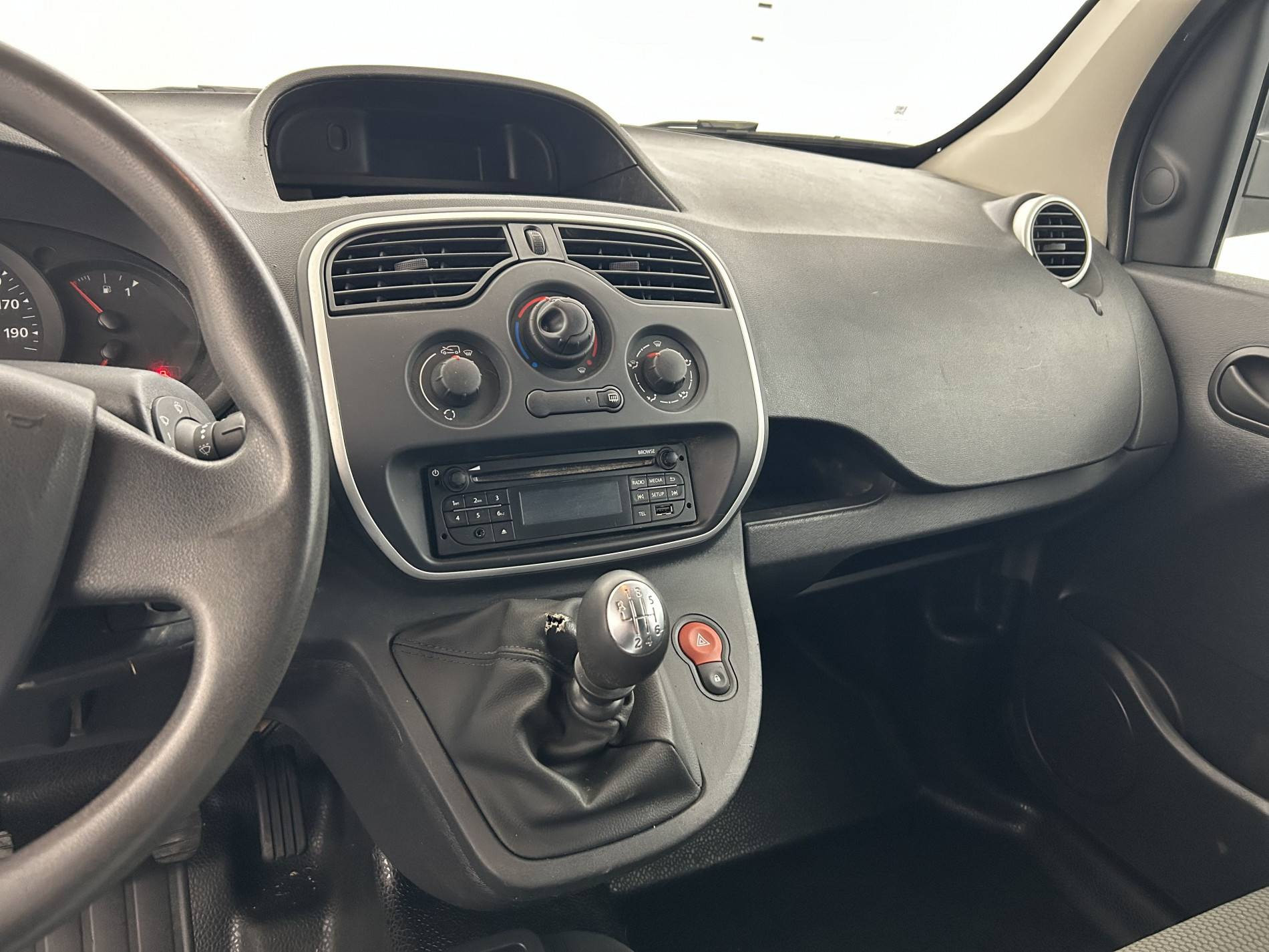 Vente en ligne Renault Kangoo Express  BLUE DCI 80 au prix de 11 990 €