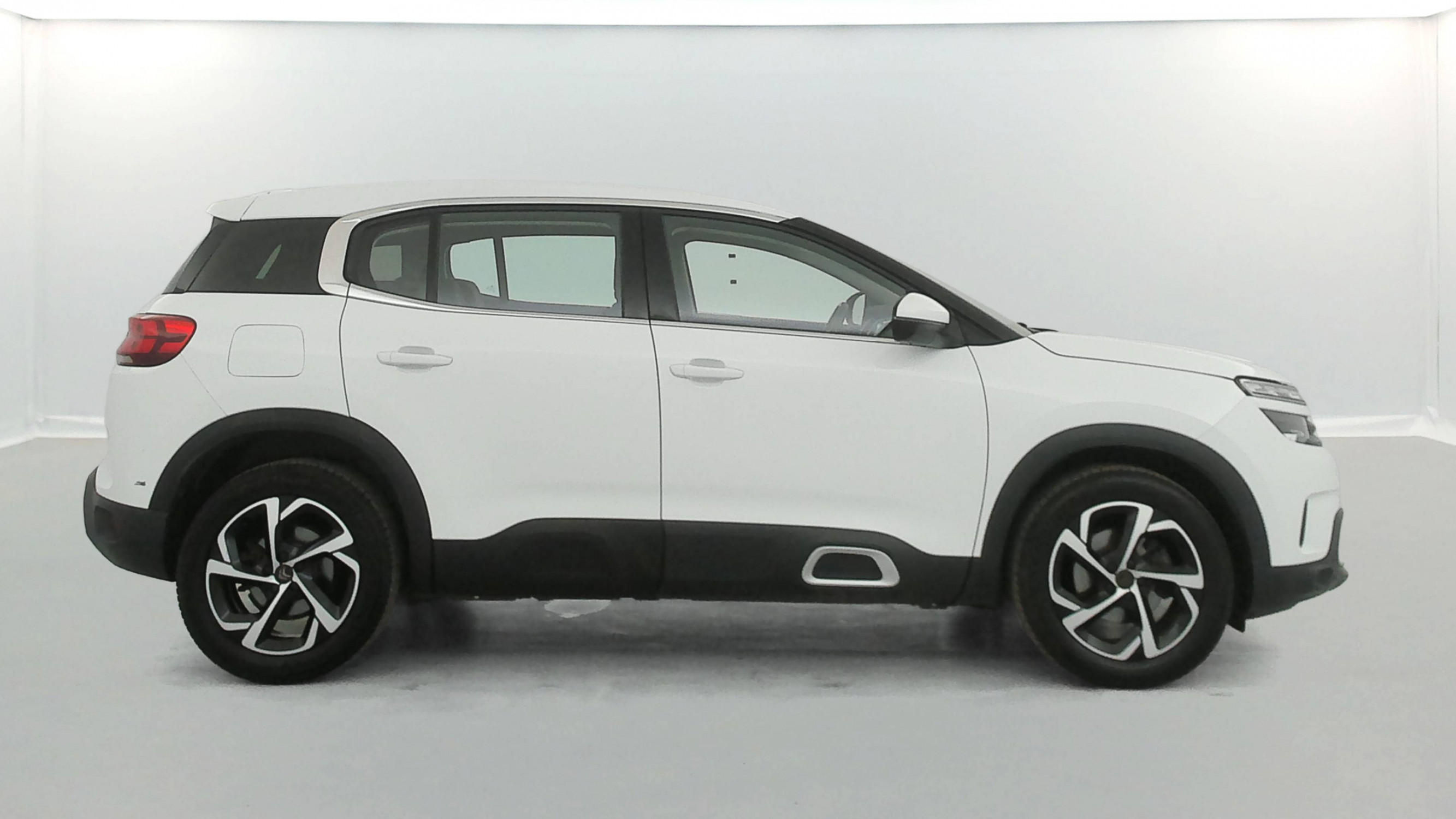 Vente en ligne Citroën C5 Aircross C5 Aircross BlueHDi 130 S&S BVM6 au prix de 12 890 €
