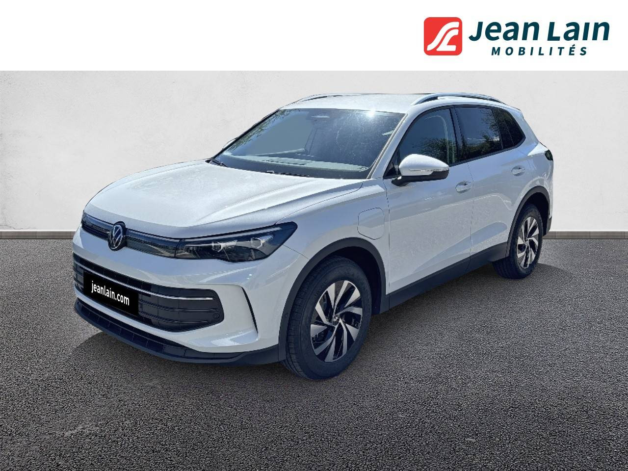 Vente en ligne VOLKSWAGEN TIGUAN Tiguan 1.5 eHybrid 204ch DSG6 VW Edition de 2025 au prix de 43 900 €