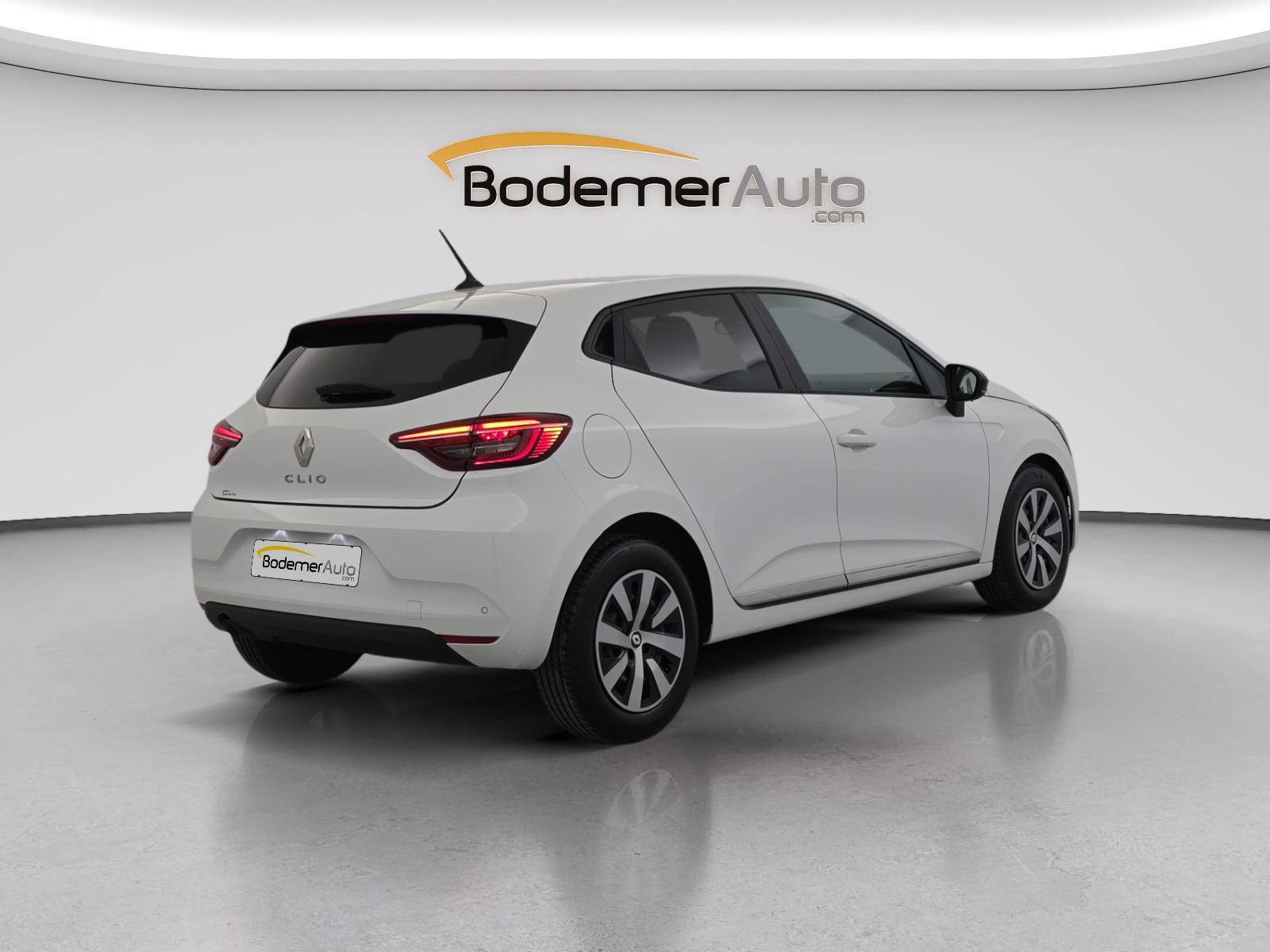 Vente en ligne Renault Clio 5 Clio TCe 90 au prix de 13 900 €