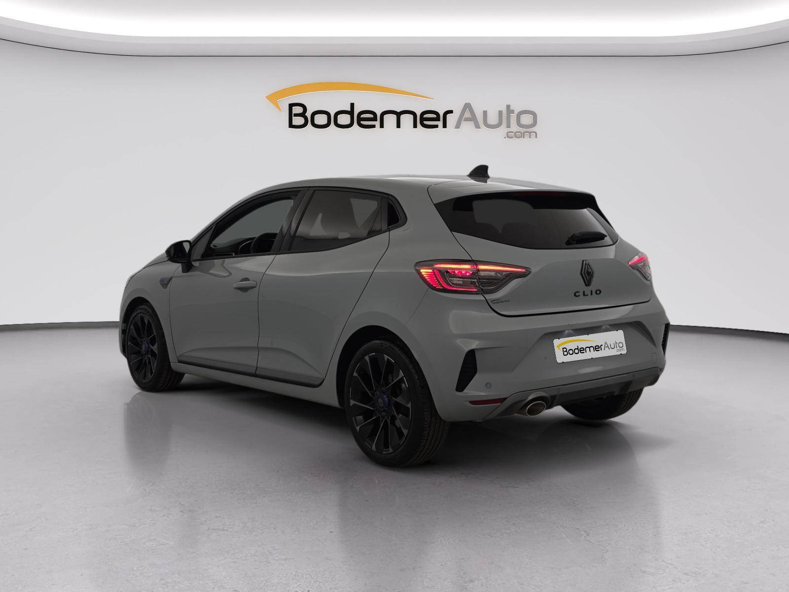 Vente en ligne Renault Clio 5 Clio TCe 90 au prix de 17 990 €