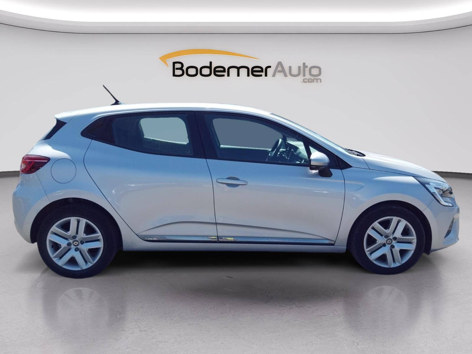 Vente en ligne Renault Clio 5 Clio SCe 65 - 21N au prix de 11 590 €