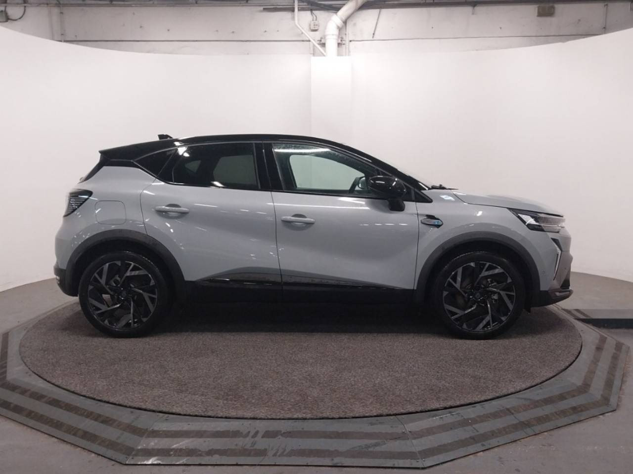 Vente en ligne Renault Captur  E-Tech full hybrid 160 ch au prix de 35 200 €