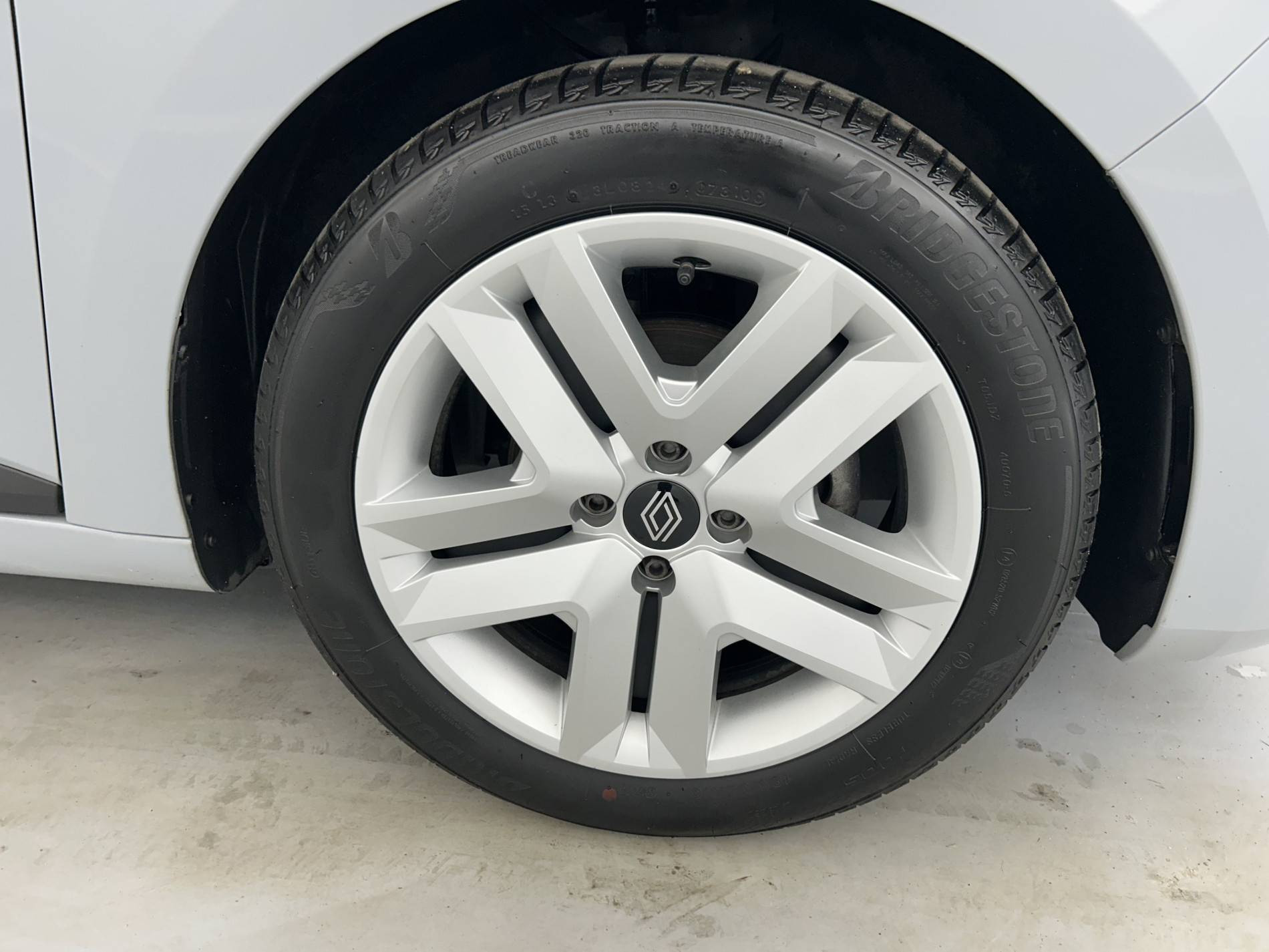 Vente en ligne Renault Clio 5 Clio TCe 90 ch GSR2 au prix de 15 790 €