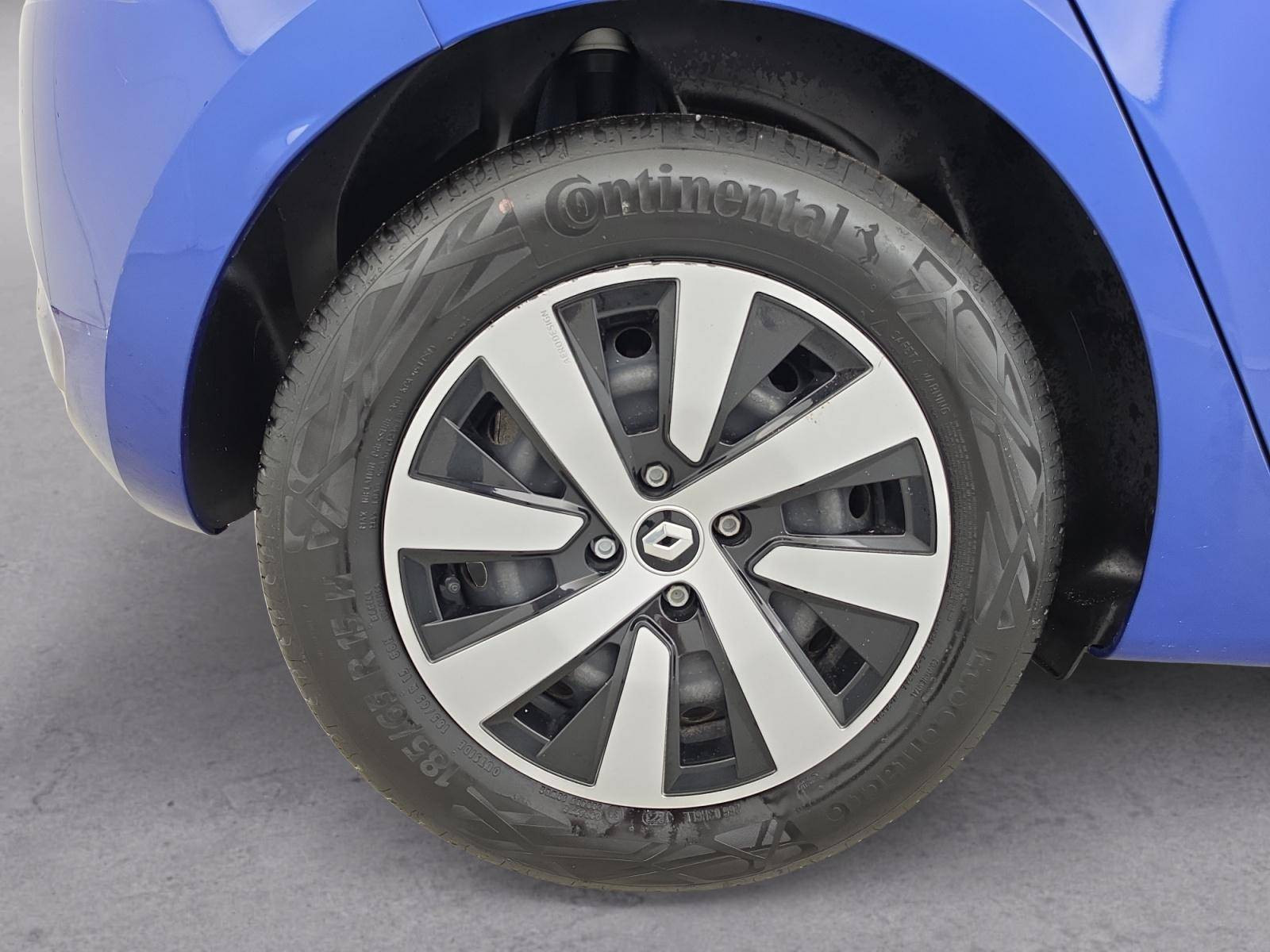 Vente en ligne Renault Clio 5 Clio E-Tech full hybrid 145 au prix de 17 900 €
