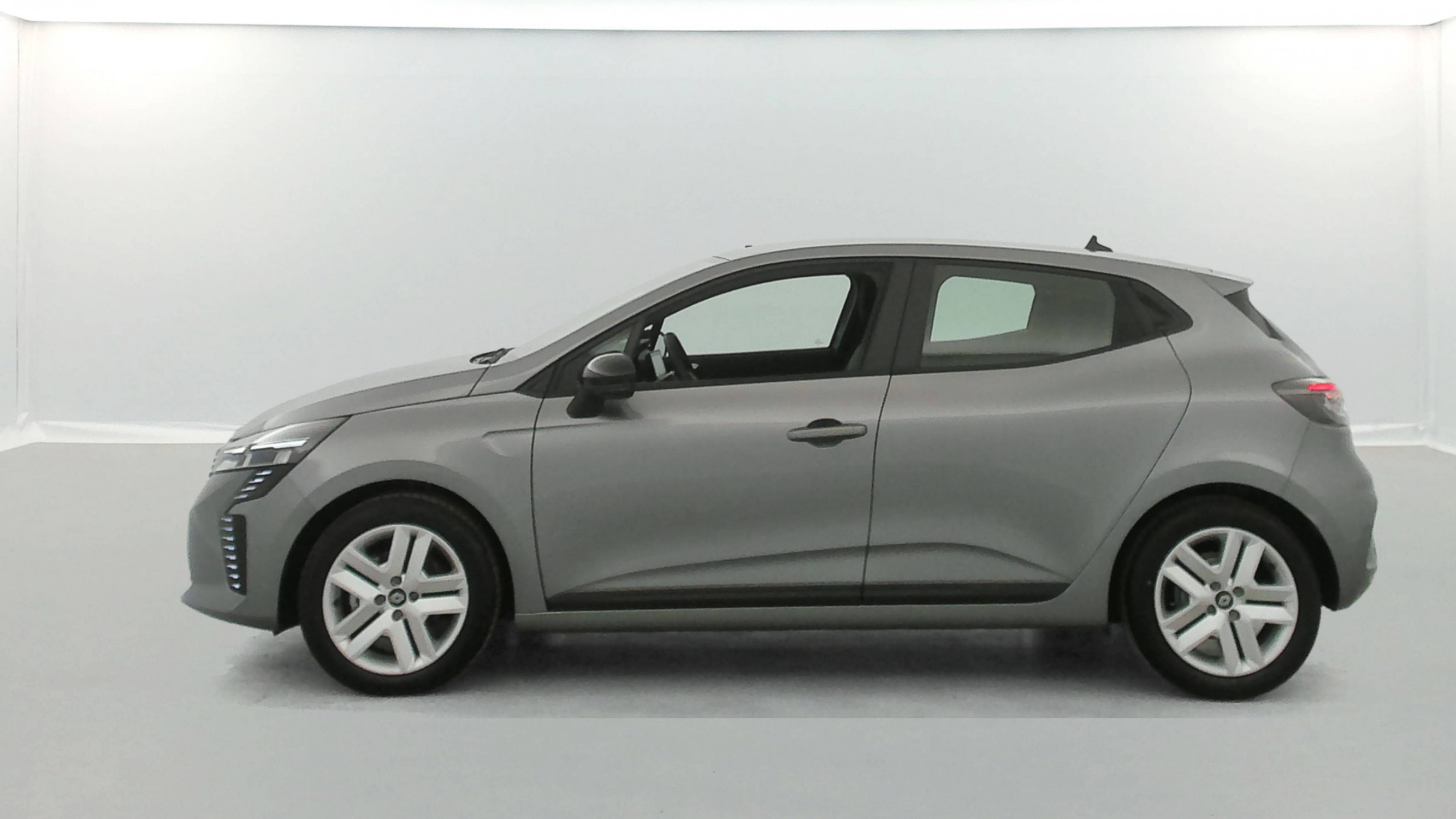 Vente en ligne Renault Clio 5 Clio E-Tech full hybrid 145 ch GSR2 au prix de 19 990 €