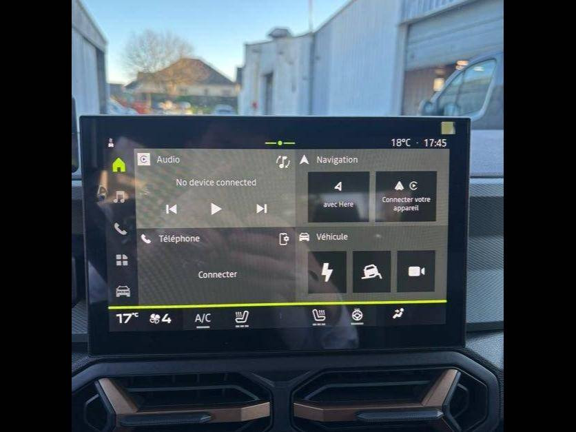 Vente en ligne Dacia Duster  Hybrid-G 150 4x4 au prix de 30 490 €