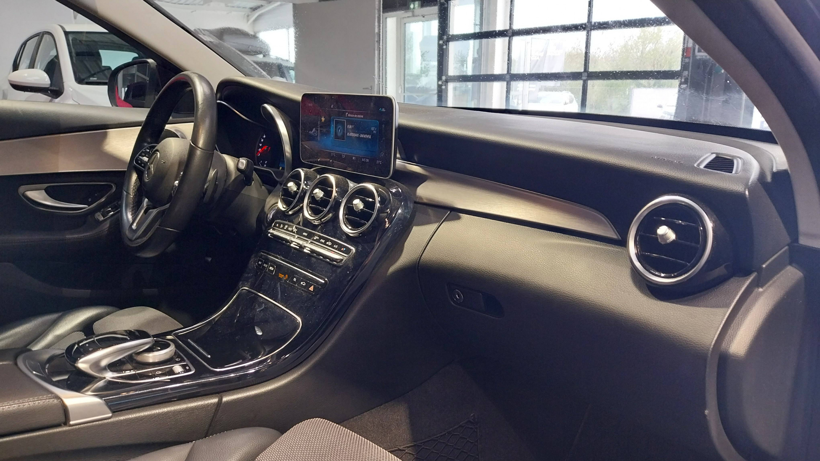Vente en ligne Mercedes Classe C  220 d 9G-Tronic au prix de 23 890 €