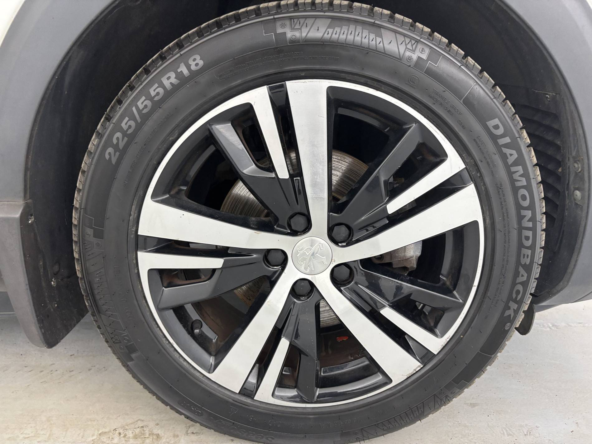 Vente en ligne Peugeot 3008  Puretech 130ch S&S EAT8 au prix de 16 990 €