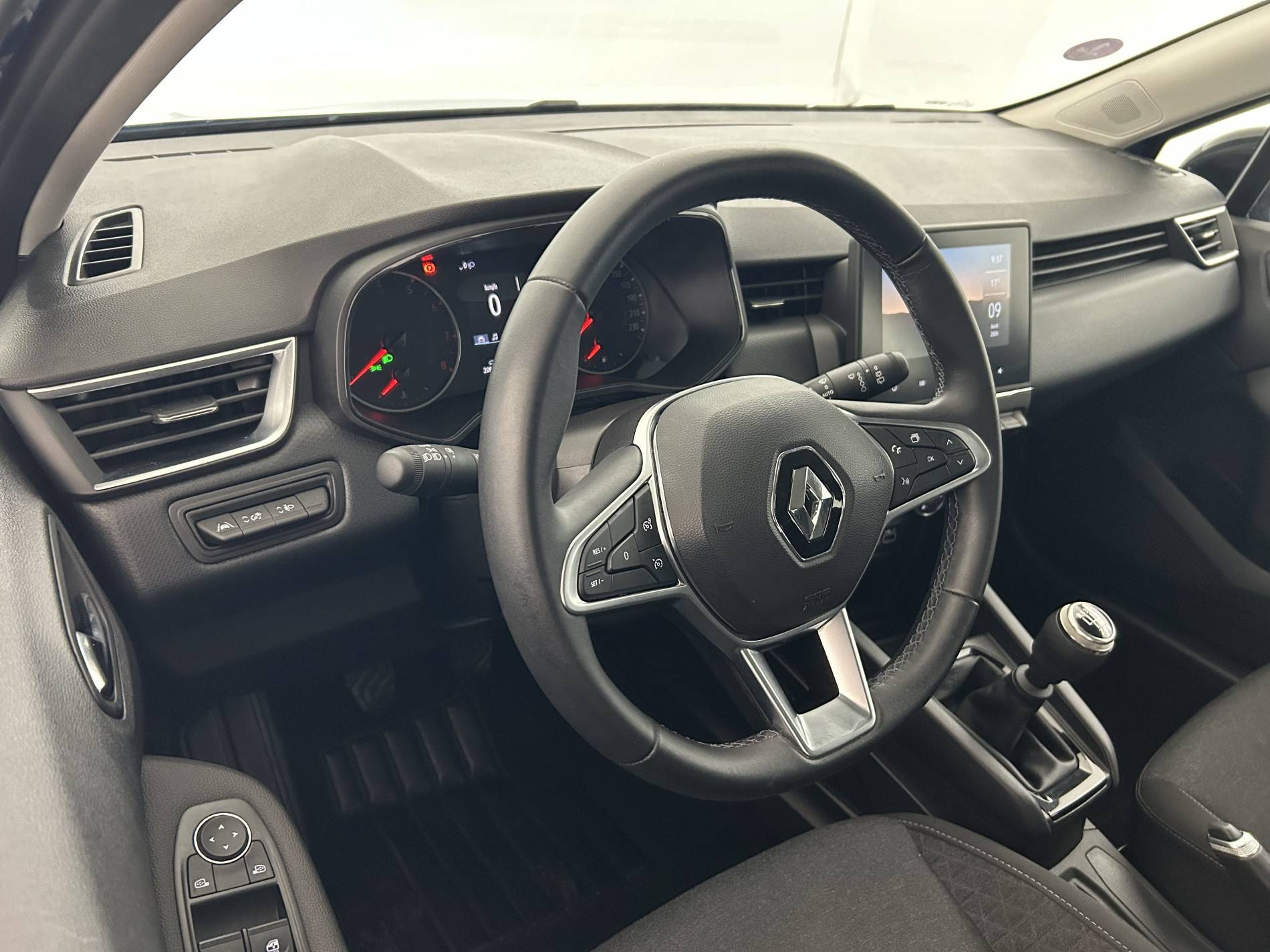 Vente en ligne Renault Clio 5 Clio TCe 90 au prix de 13 690 €