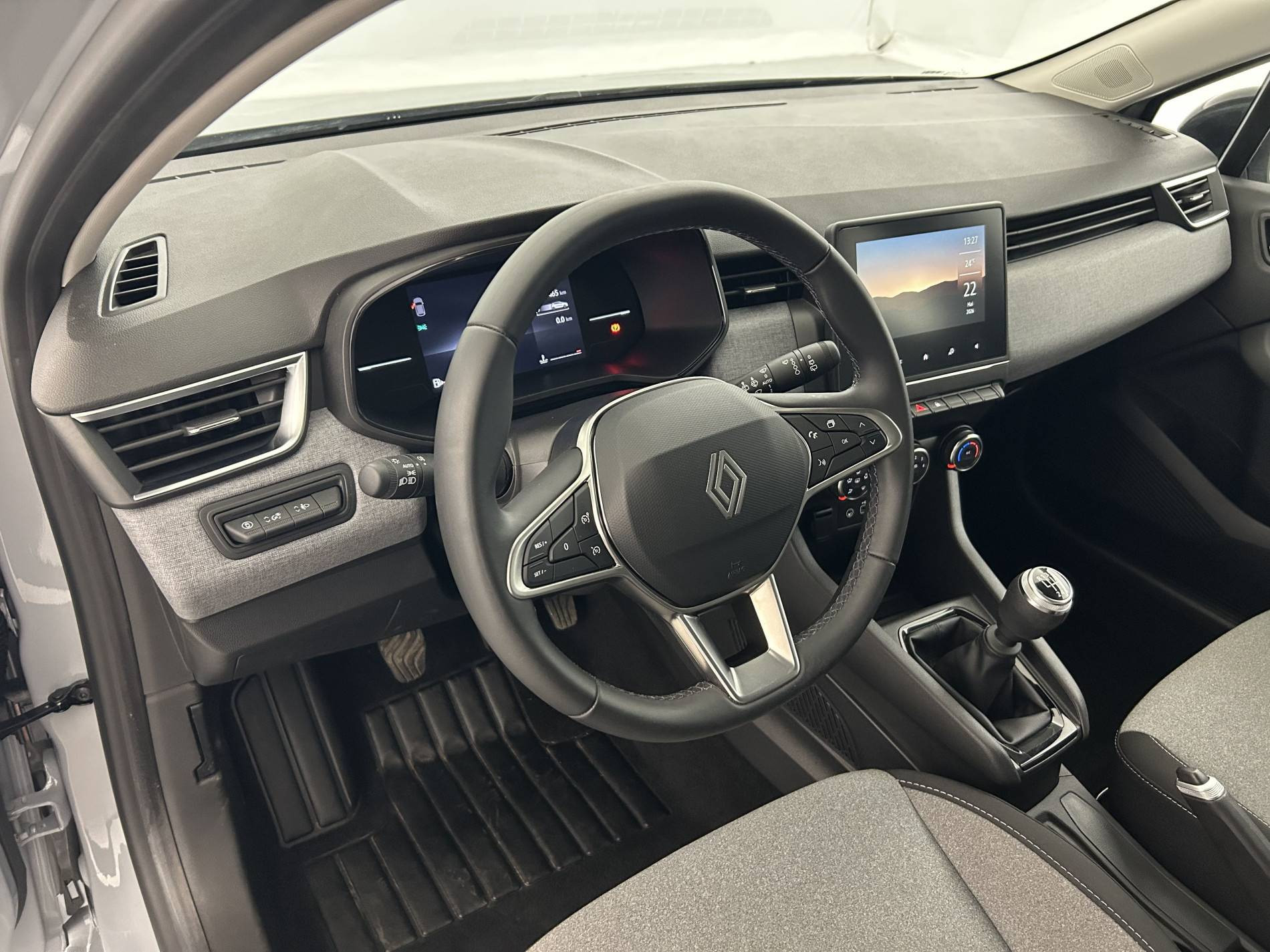 Vente en ligne Renault Clio 5 Clio TCe 90 au prix de 15 990 €