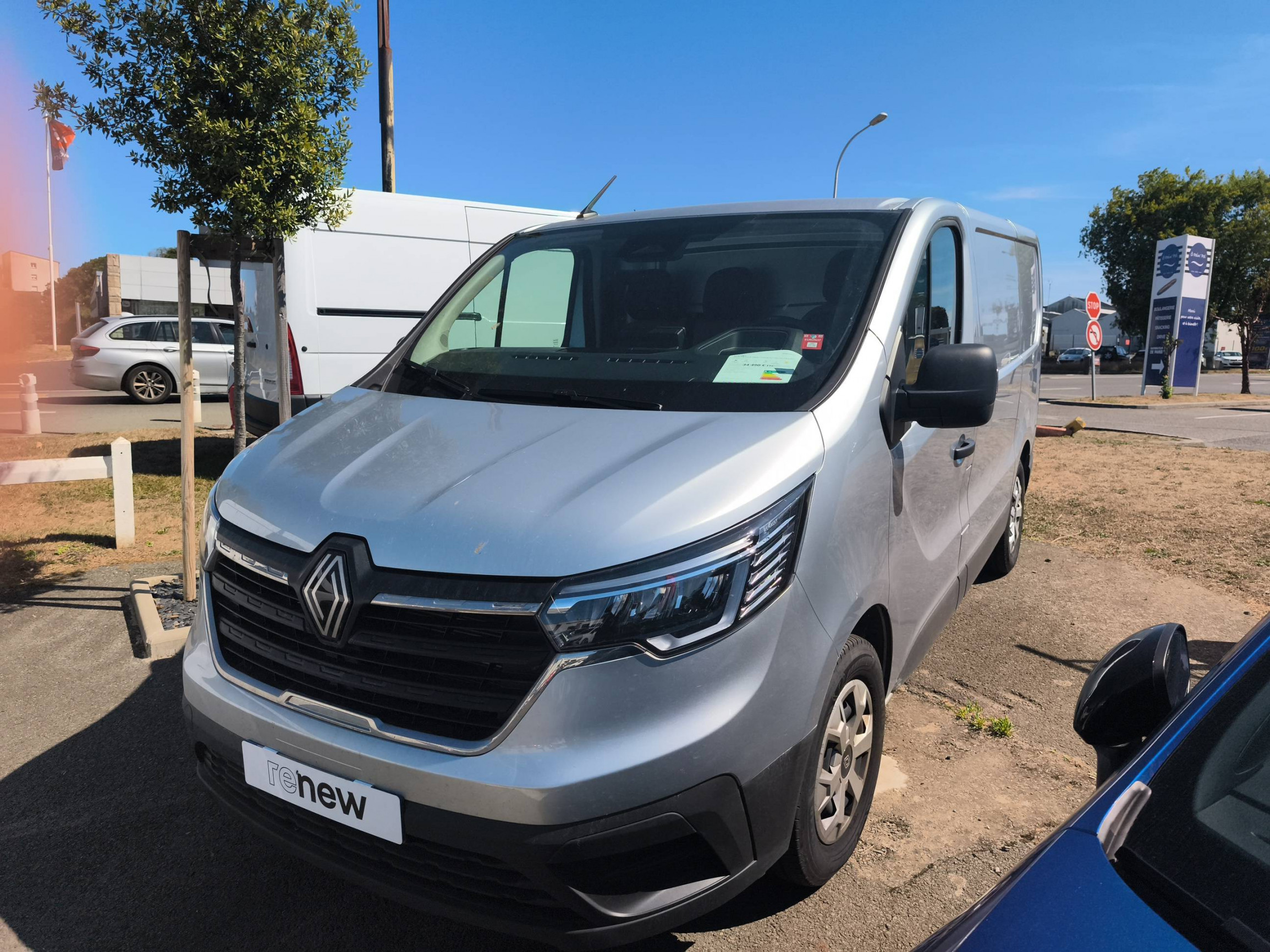 Renault Trafic 3 Fourgon TRAFIC FG BLUE DCI 170 L1H1 2T8 AUTO occasion de 2025 en vente à Paimpol