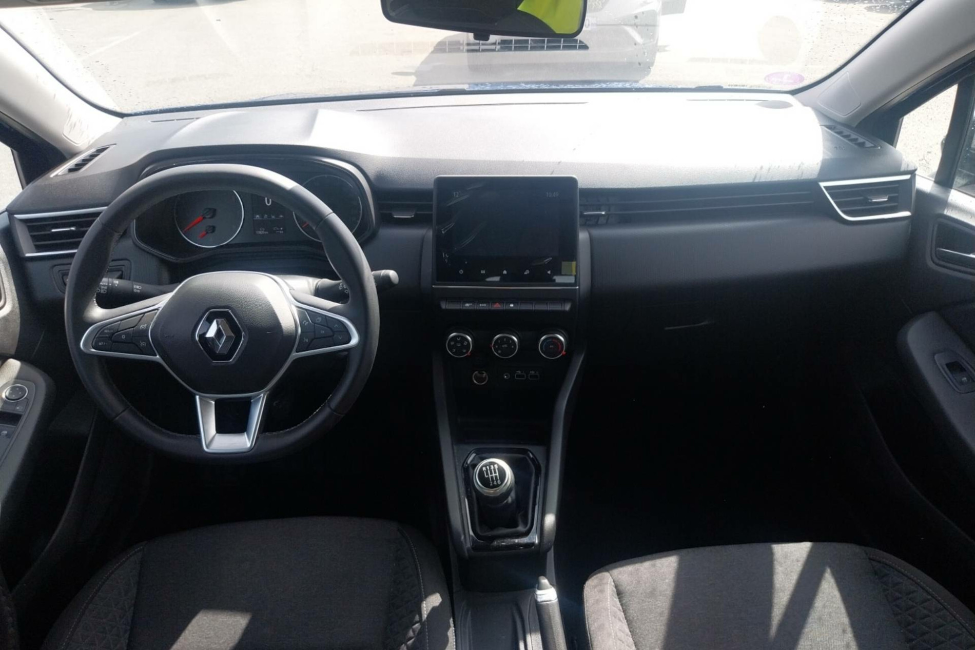 Vente en ligne Renault Clio 5 Clio TCe 90 au prix de 14 290 €
