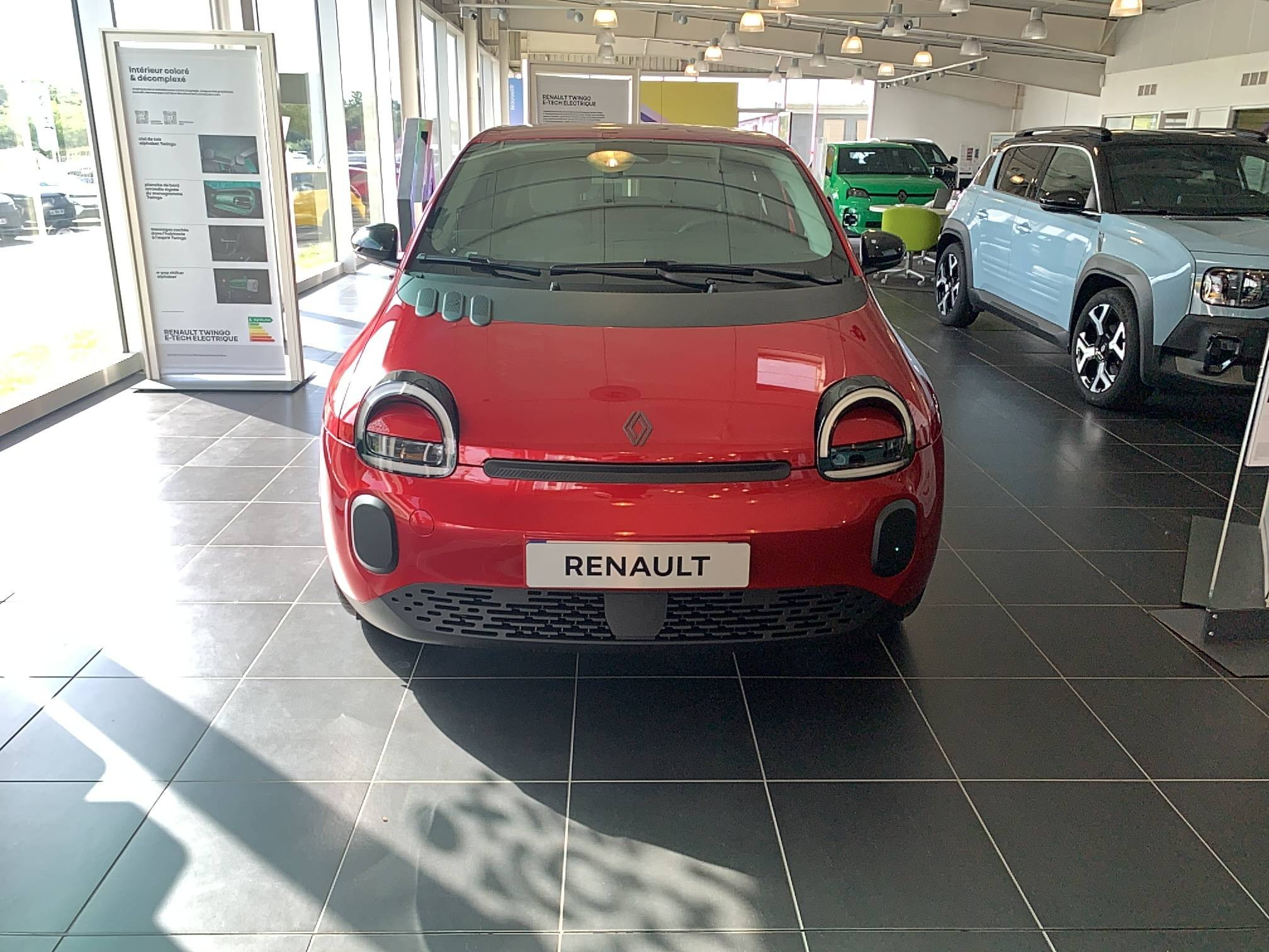 Vente en ligne Renault Twingo Electrique  80 ch autonomie urbaine au prix de 22 190 €