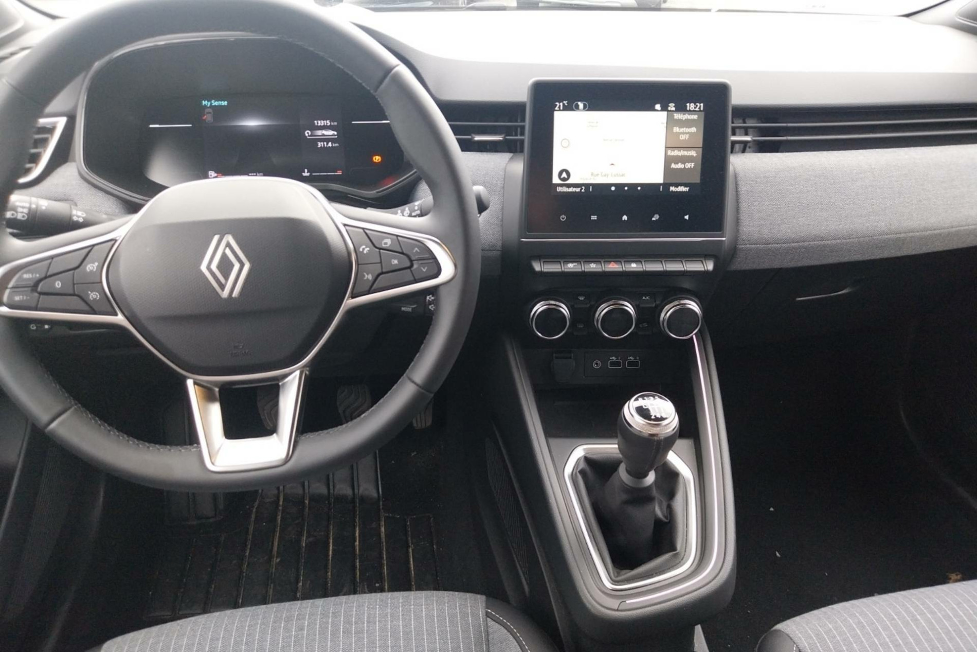 Vente en ligne Renault Clio 5 Clio Eco-G 100 ch GSR2 au prix de 17 970 €