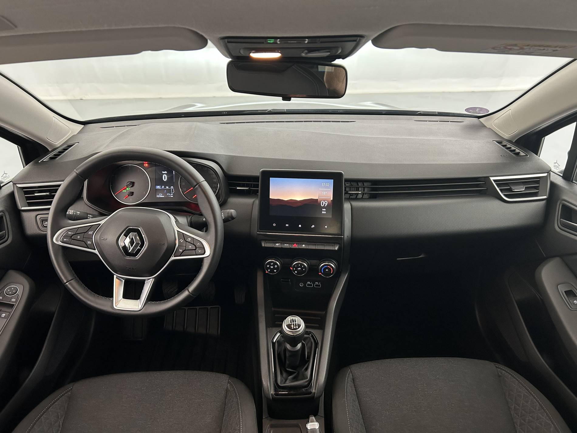 Vente en ligne Renault Clio 5 Clio TCe 90 au prix de 14 790 €