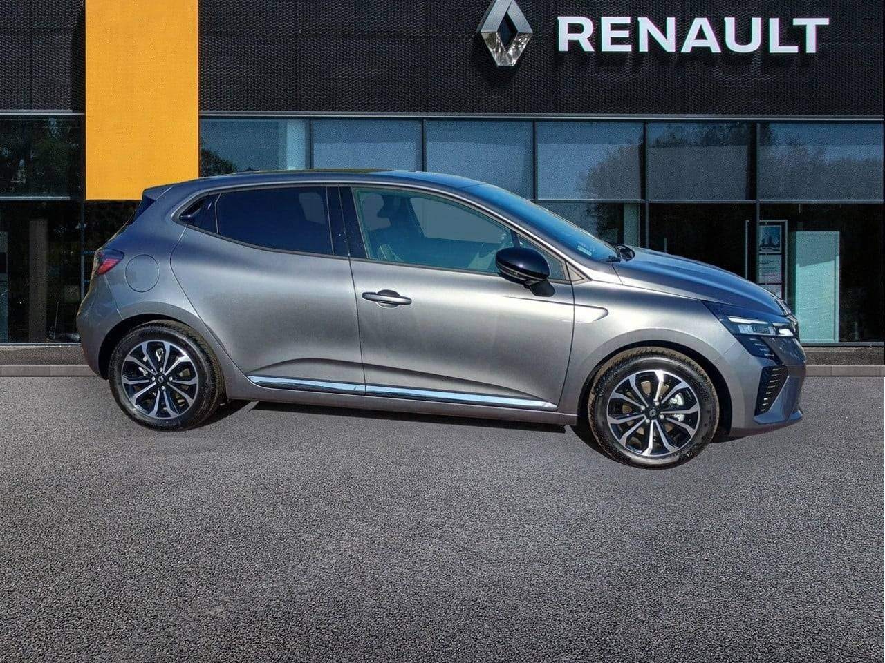 Vente en ligne Renault Clio 5 Clio E-Tech full hybrid 145 au prix de 19 990 €