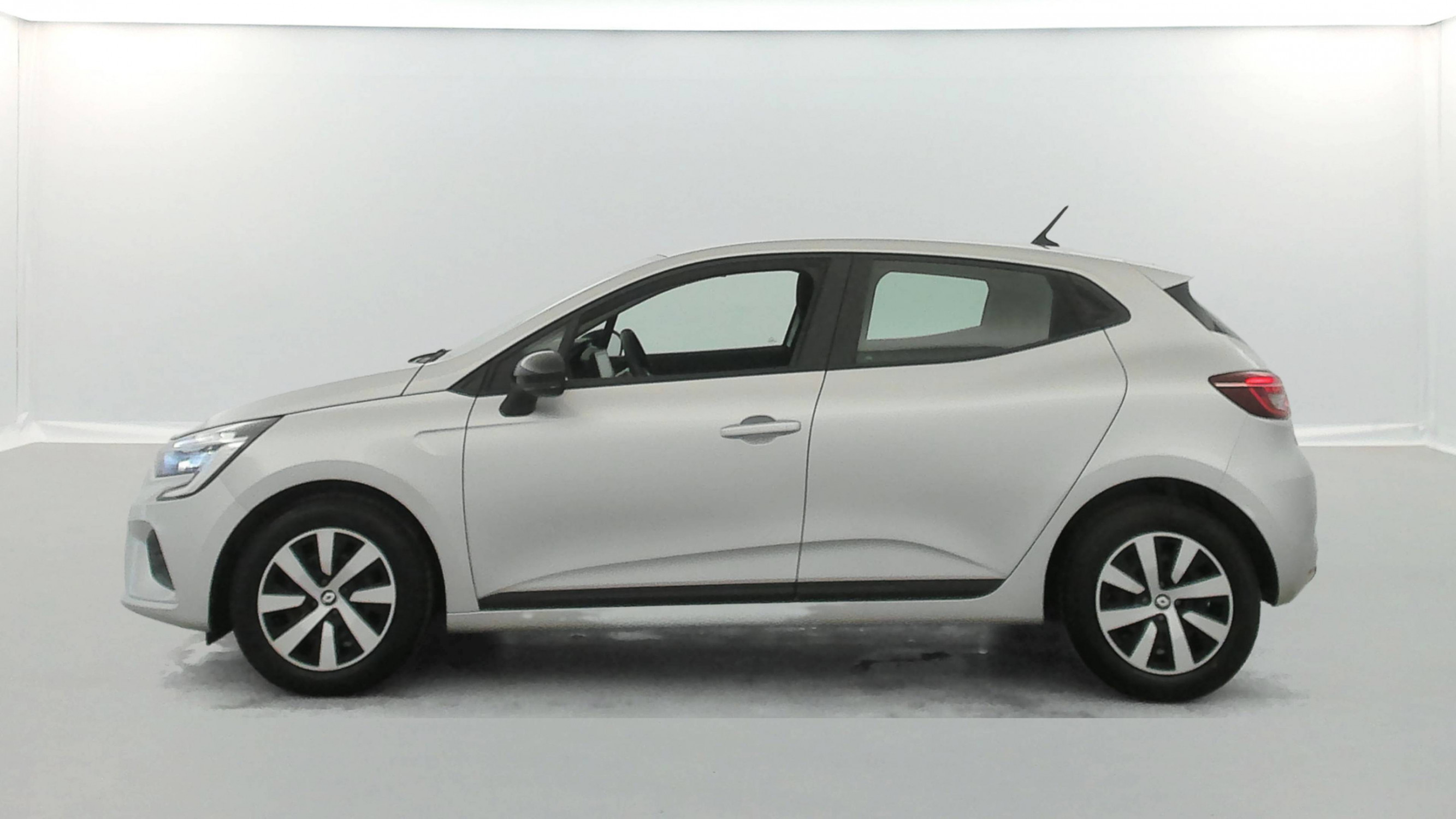 Vente en ligne Renault Clio 5 Clio TCe 90 au prix de 13 990 €